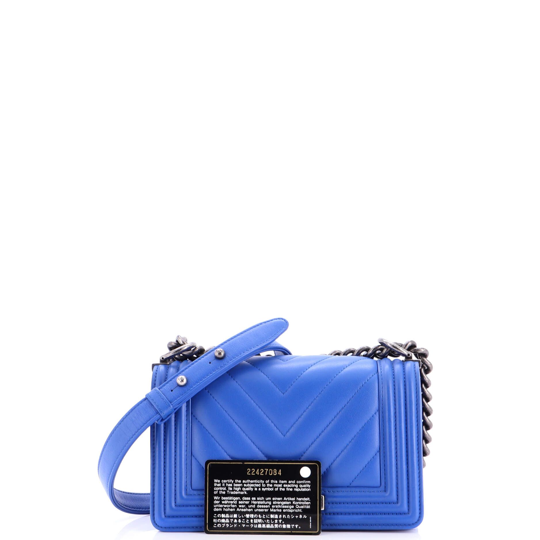 Chanel Boy Flap Bag Size ONE SIZE - 2 Thumbnail