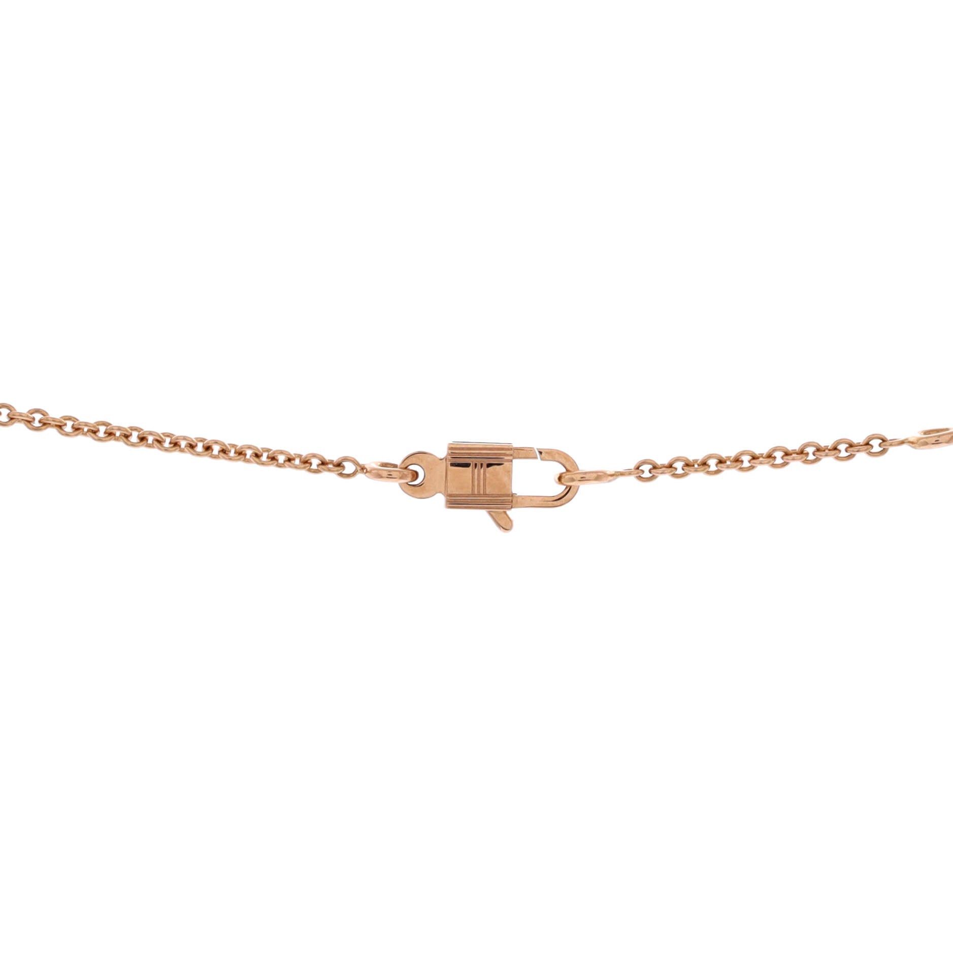 Amulettes Cadenas Pendant Necklace