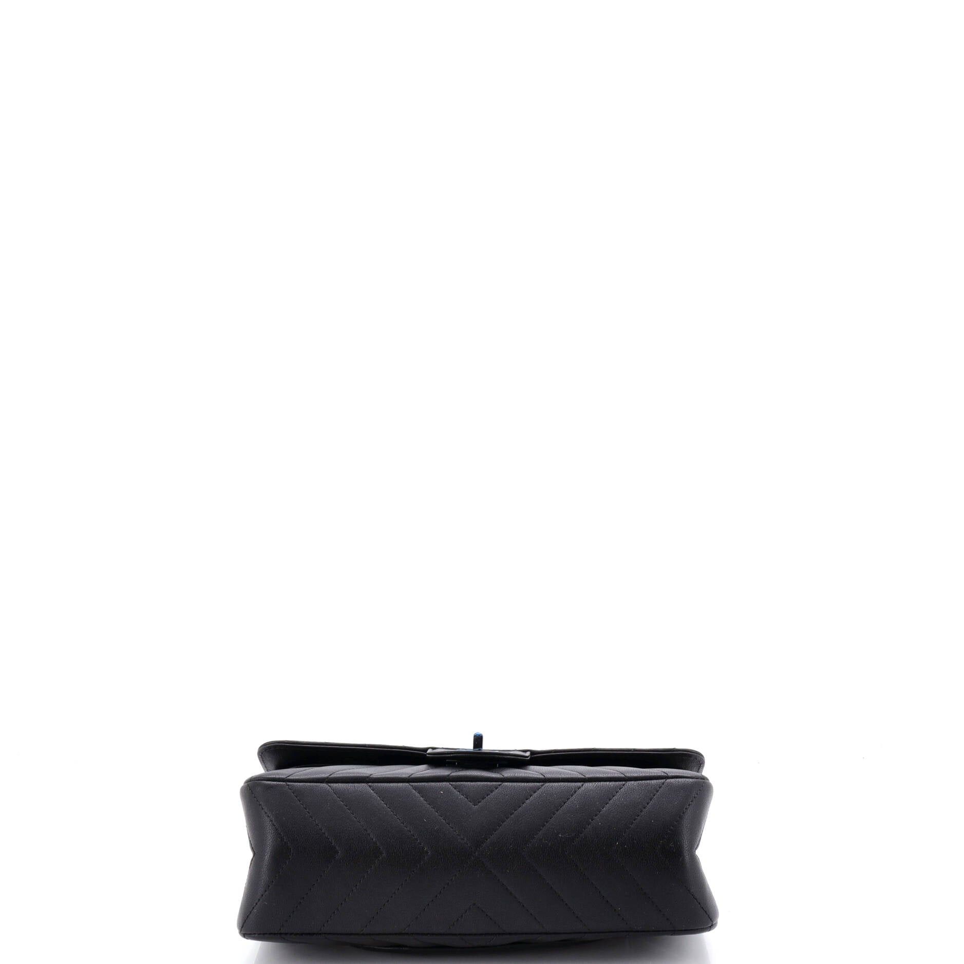 Chanel So Black Reissue 2.55 Flap Bag Size ONE SIZE - 5 Thumbnail
