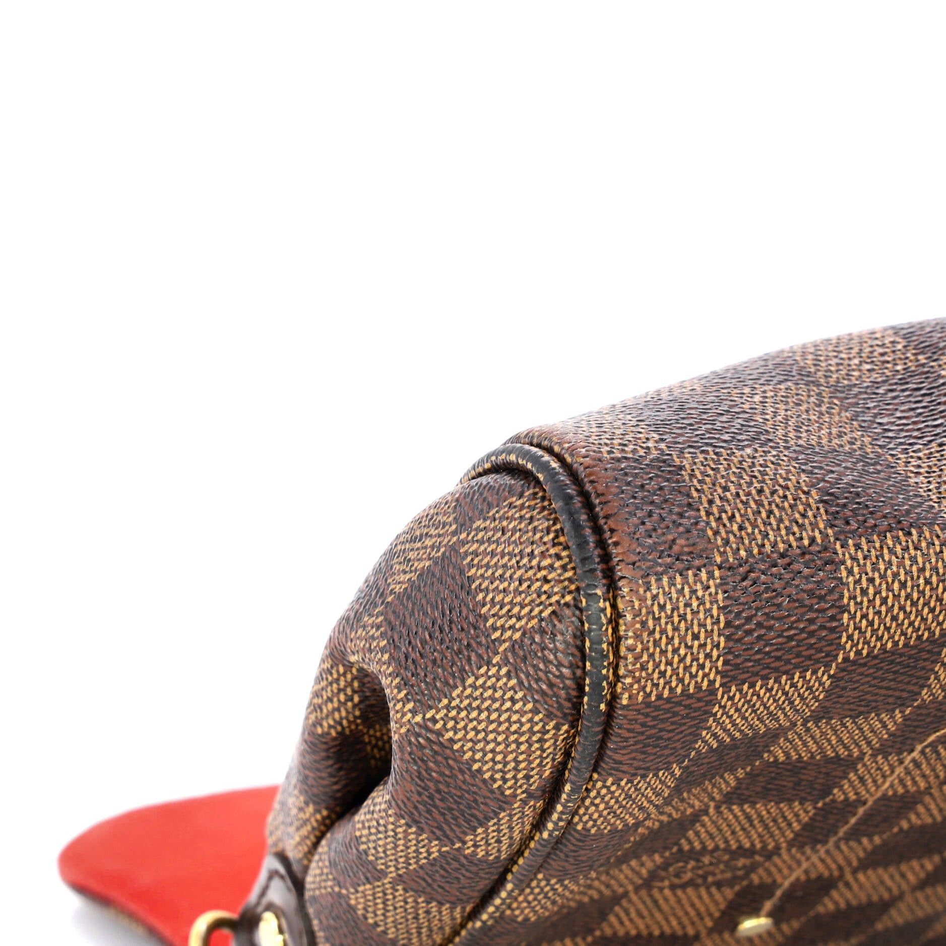 Louis Vuitton Favorite Handbag Size ONE SIZE - 7 Thumbnail