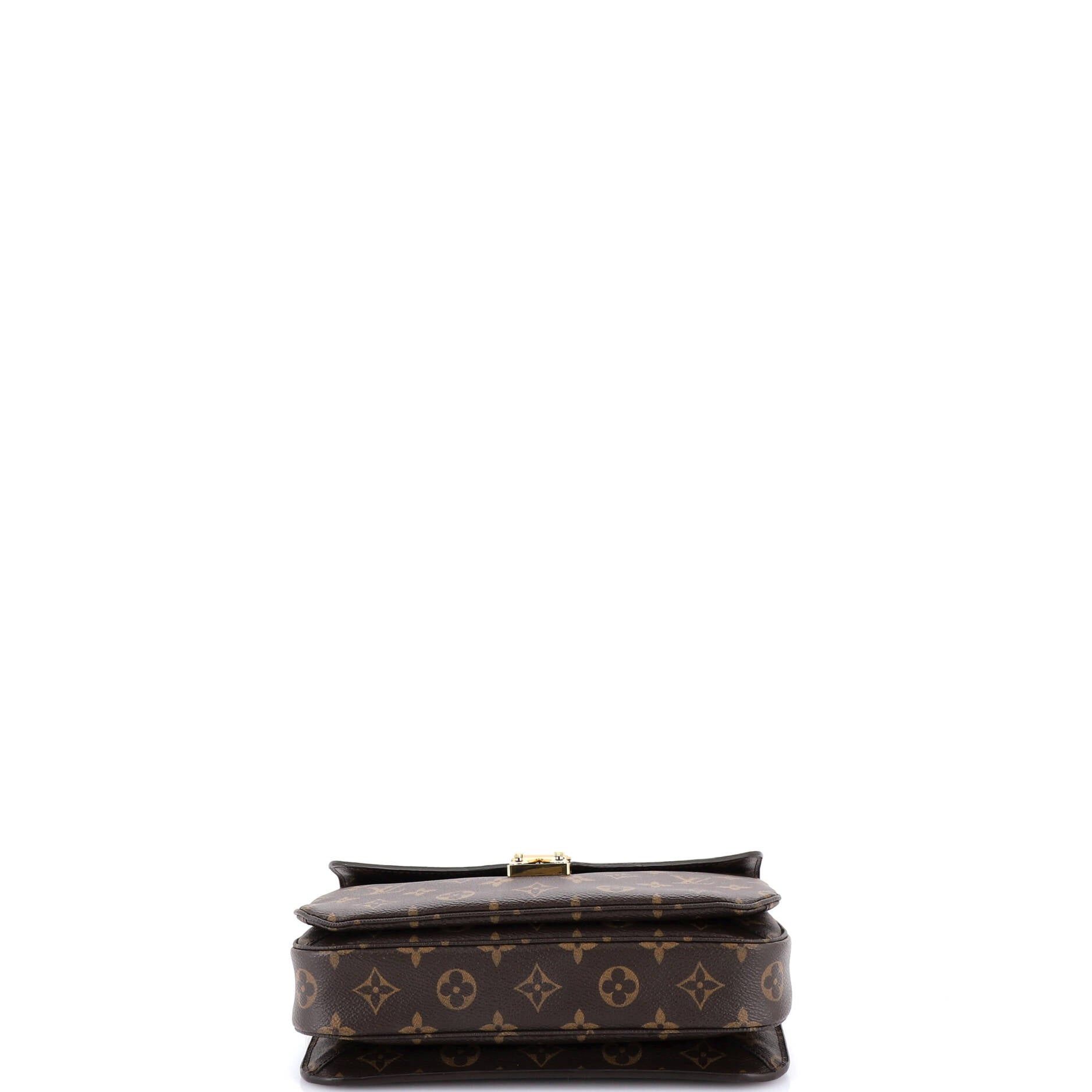 Louis Vuitton Pochette Metis Size ONE SIZE - 4 Thumbnail