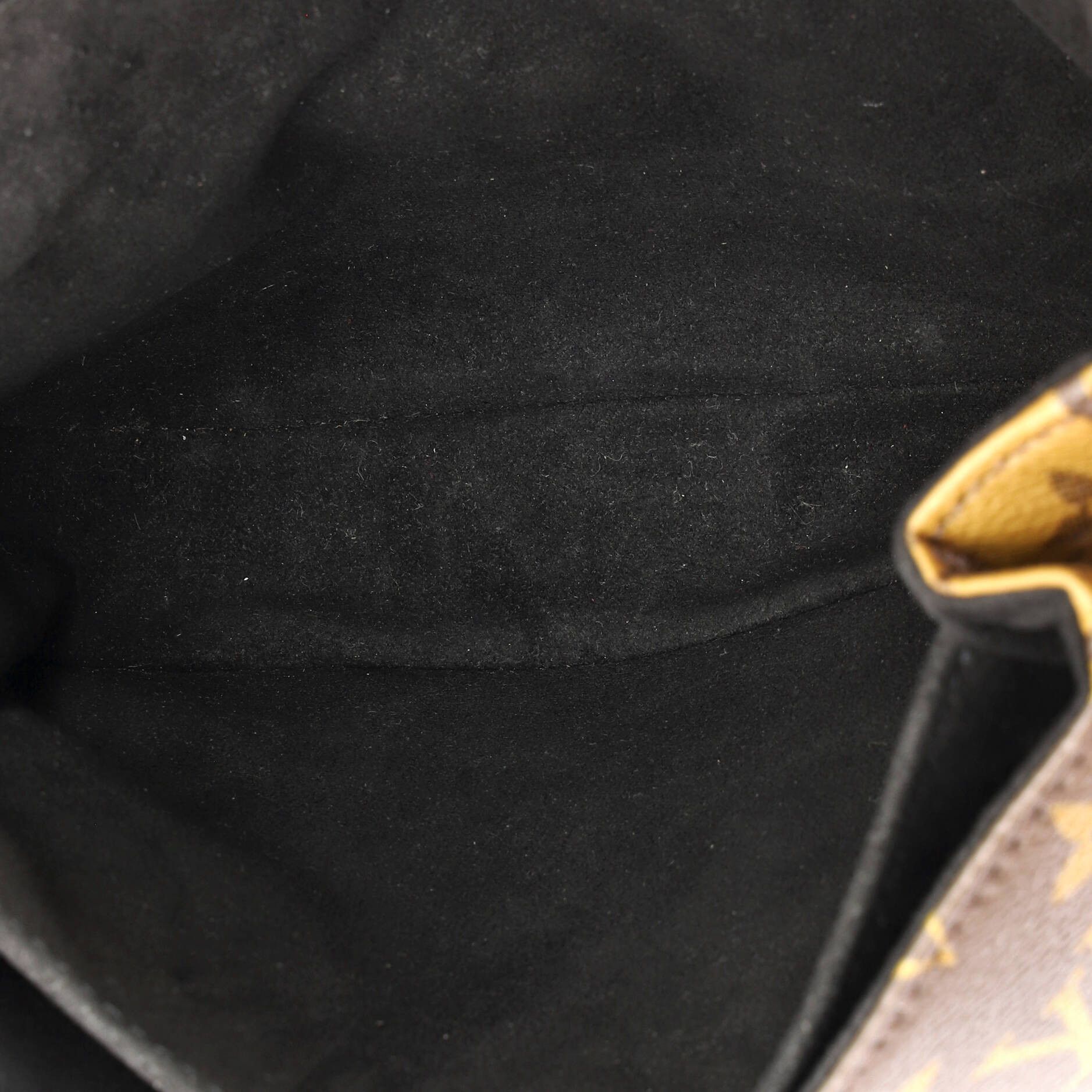Louis Vuitton Pochette Metis Size ONE SIZE - 5 Thumbnail