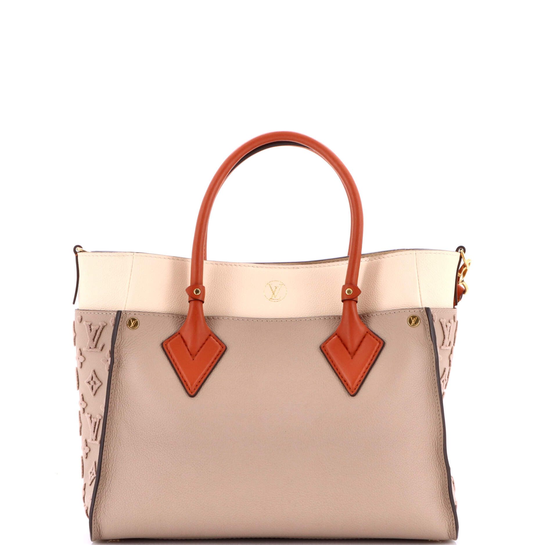Louis Vuitton On My Side Tote Size ONE SIZE - 3 Thumbnail