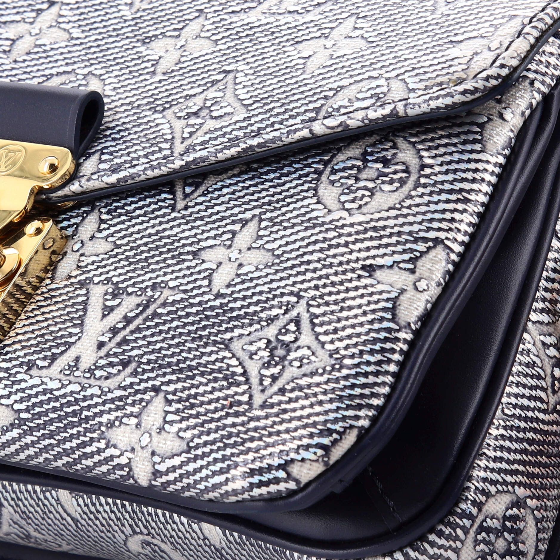 Louis Vuitton Pochette Metis Size ONE SIZE - 6 Thumbnail