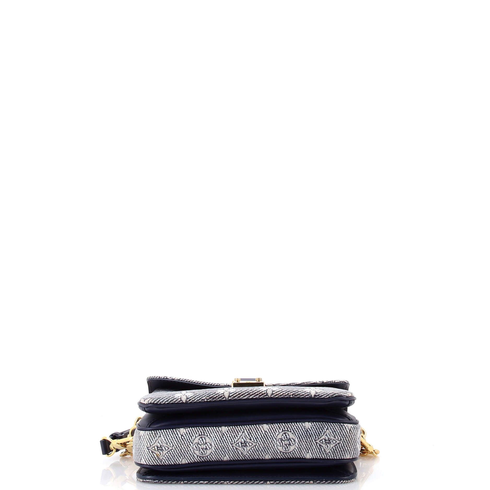 Louis Vuitton Pochette Metis Size ONE SIZE - 4 Thumbnail