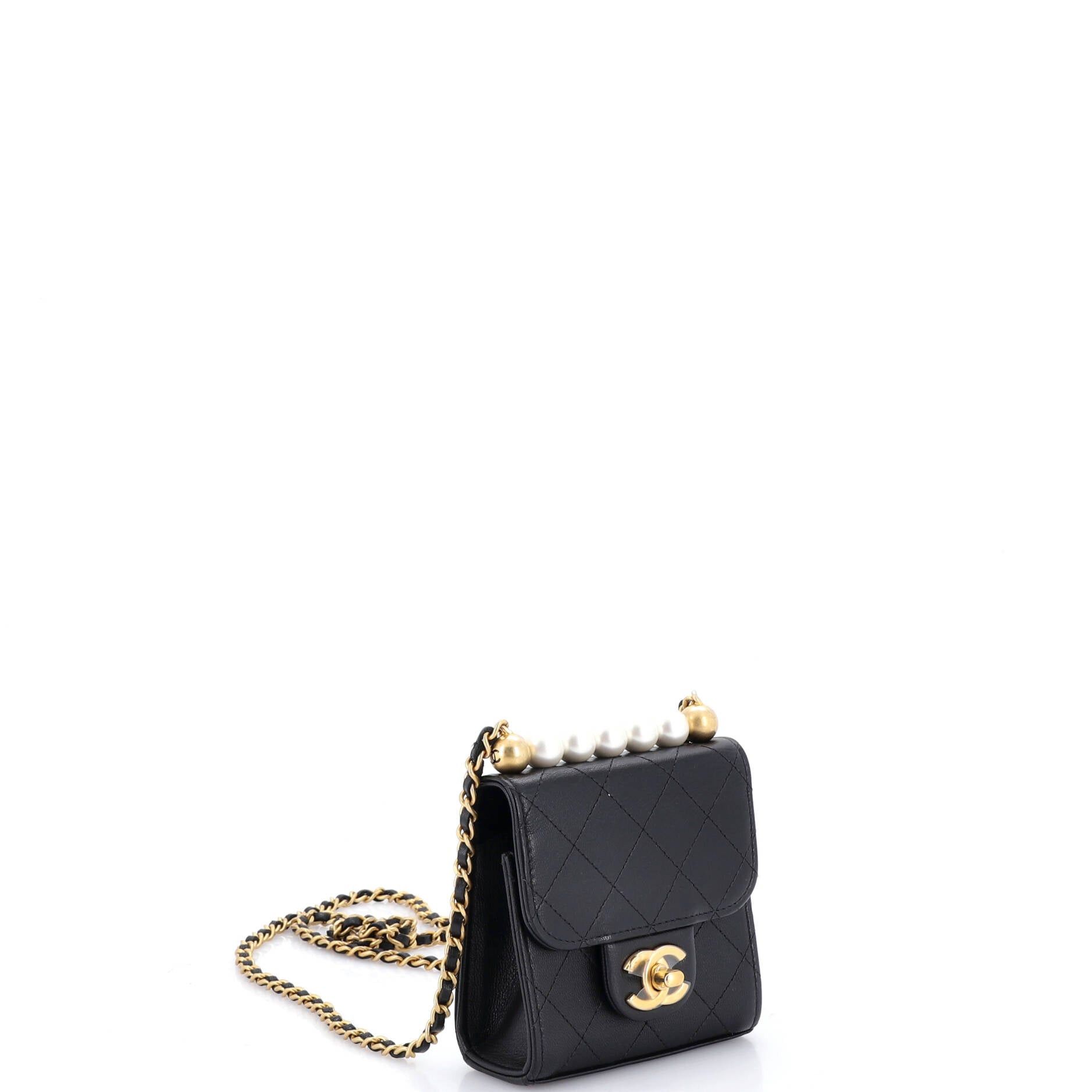 Chanel Chic Pearls Flap Clutch with Chain Size ONE SIZE - 2 Thumbnail