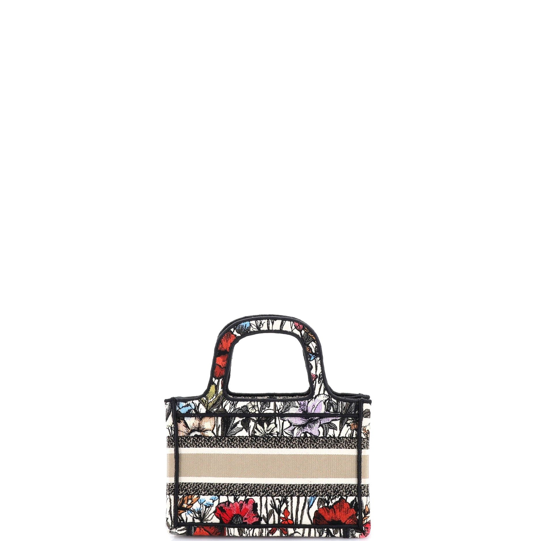 Dior Book Tote Size ONE SIZE - 3 Thumbnail