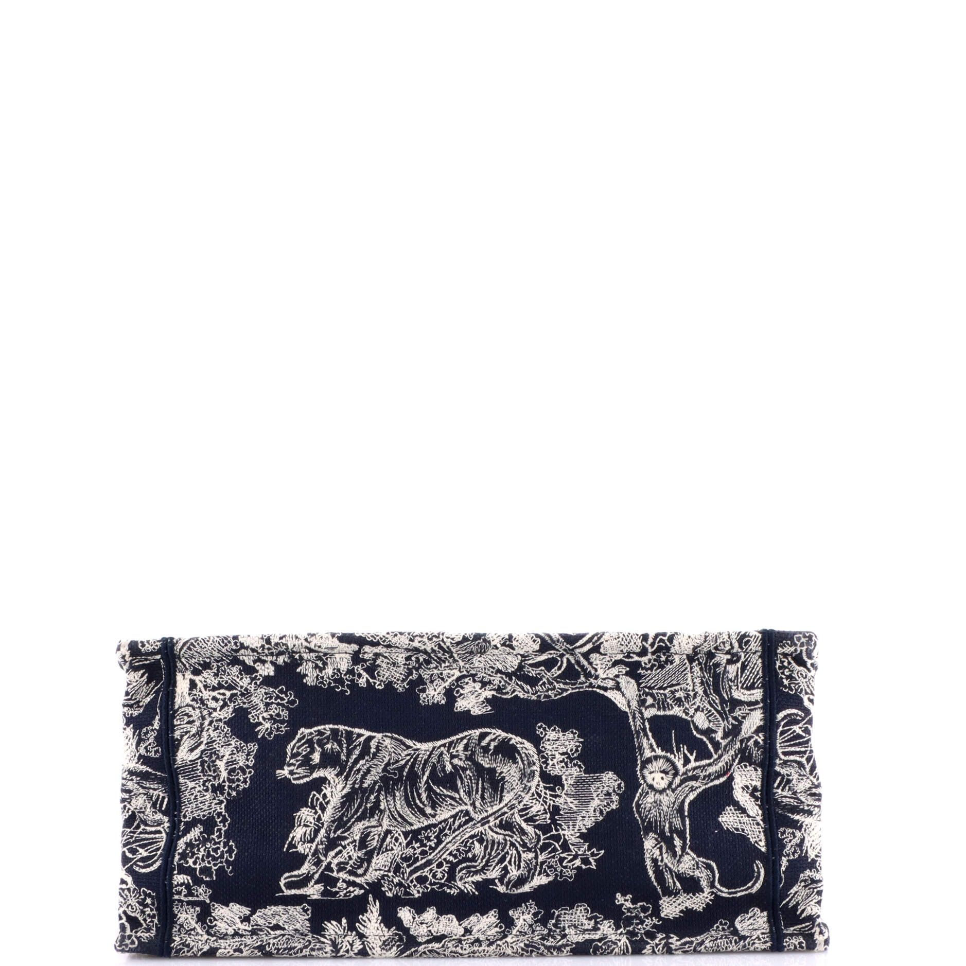 Dior Book Tote Size ONE SIZE - 4 Thumbnail