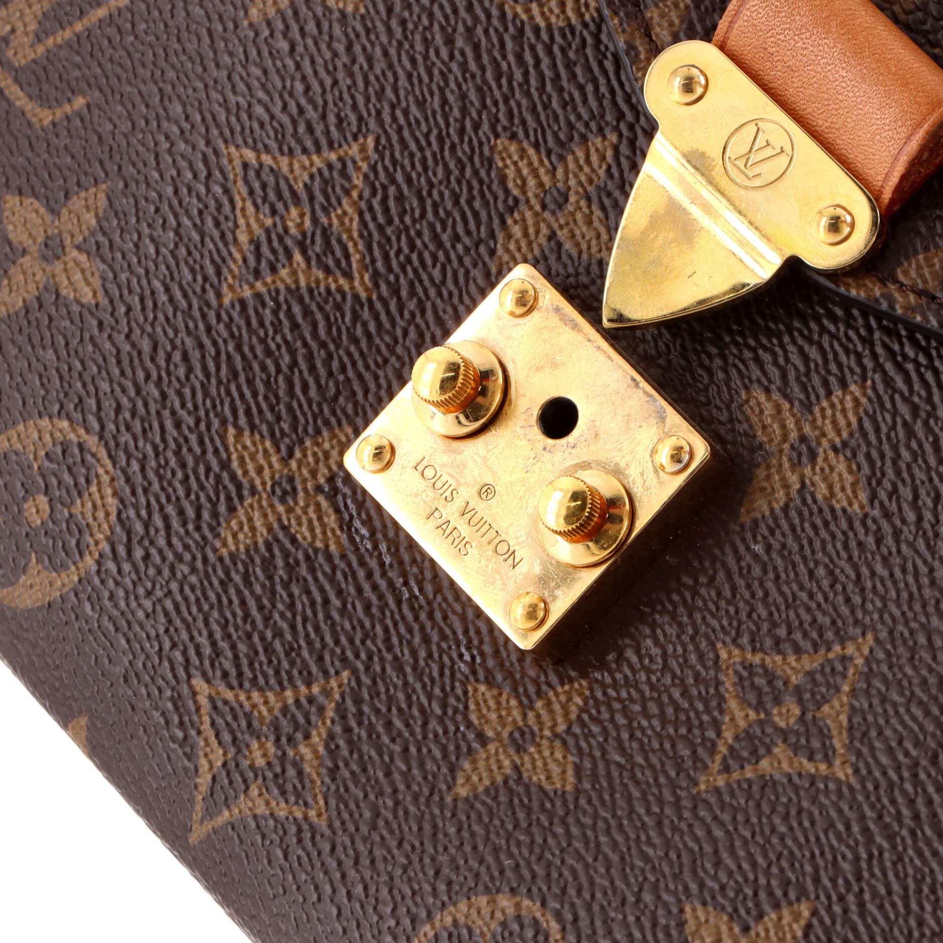 Louis Vuitton Pochette Metis Size ONE SIZE - 6 Thumbnail