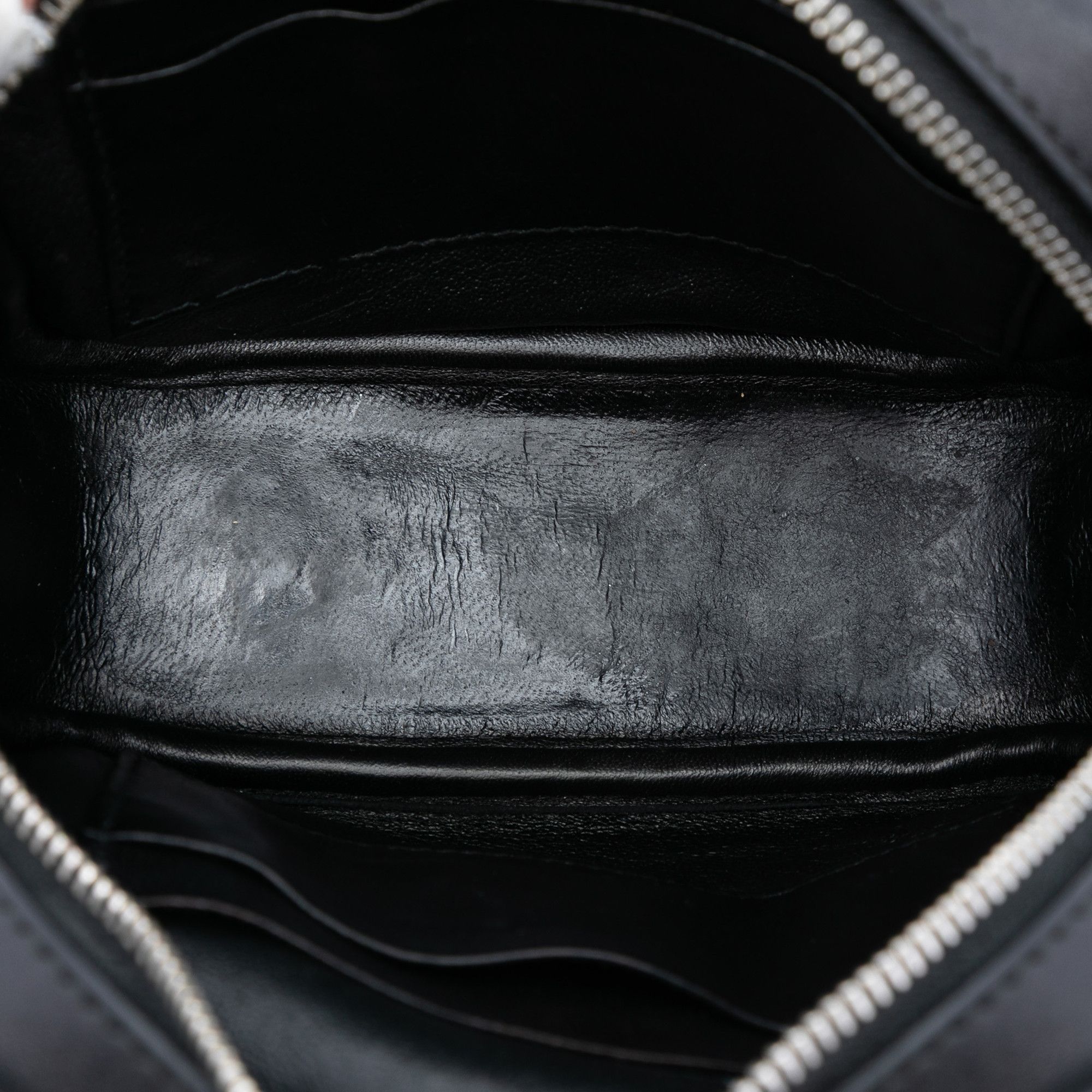 Yves Saint Laurent Yves Saint Laurent Calfskin Monogram Blogger Bag Size ONE SIZE - 4 Thumbnail