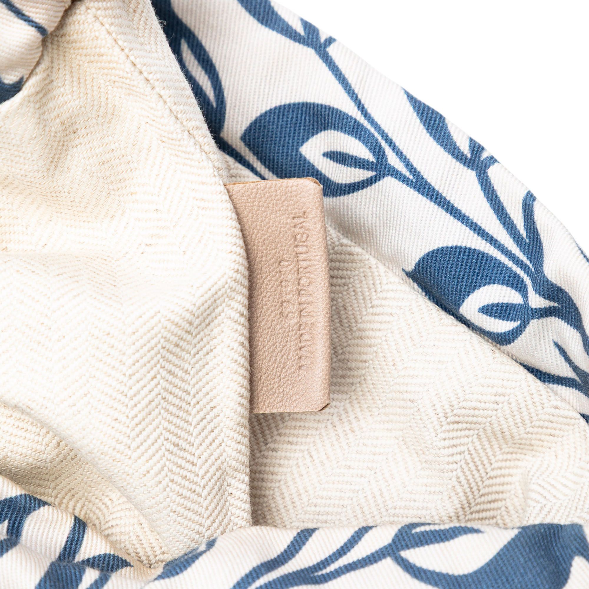 Loewe LOEWE Canvas Anagram Drawstring Crossbody Size ONE SIZE - 5 Thumbnail