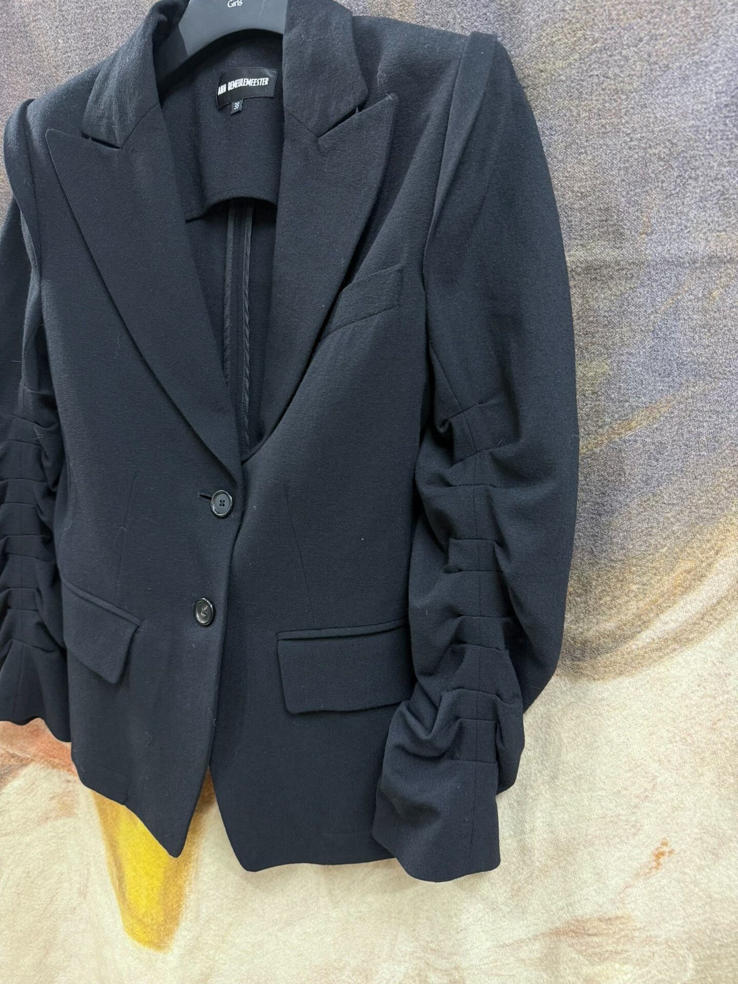 Ann Demeulemeester Elegant Black Ruched Sleeve Blazer Size US S / EU 44-46 / 1 - 2 Thumbnail