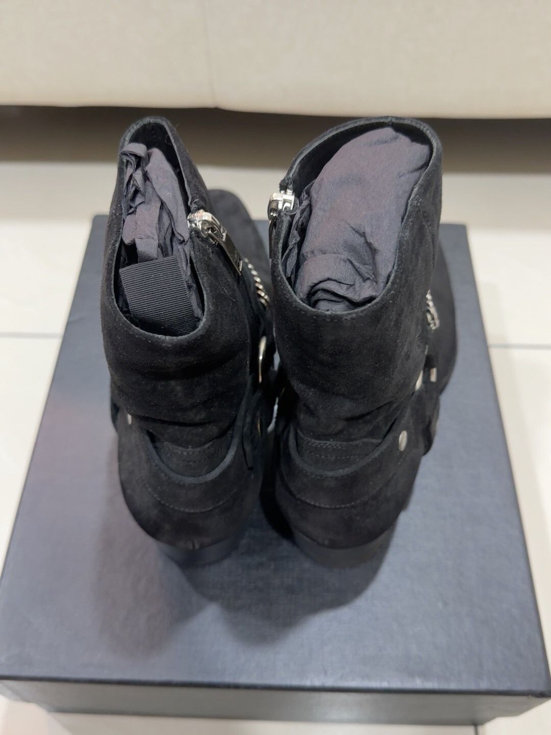 Saint Laurent Paris Saint Laurent Black Chain Chelsea Boots Size US 10 / EU 43 - 2 Thumbnail