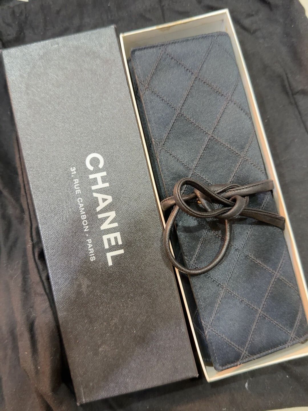Chanel Chanel Black Satin Coin Purse Size ONE SIZE - 3 Thumbnail