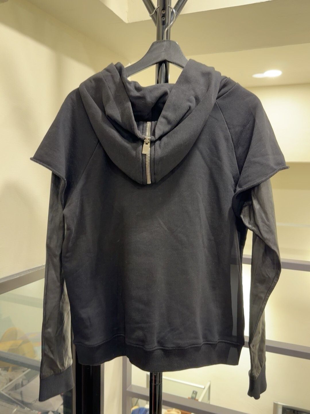 Saint Laurent Paris Saint Laurent Black Leather Sleeve Sweatshirt Size US L / EU 52-54 / 3 - 2 Thumbnail