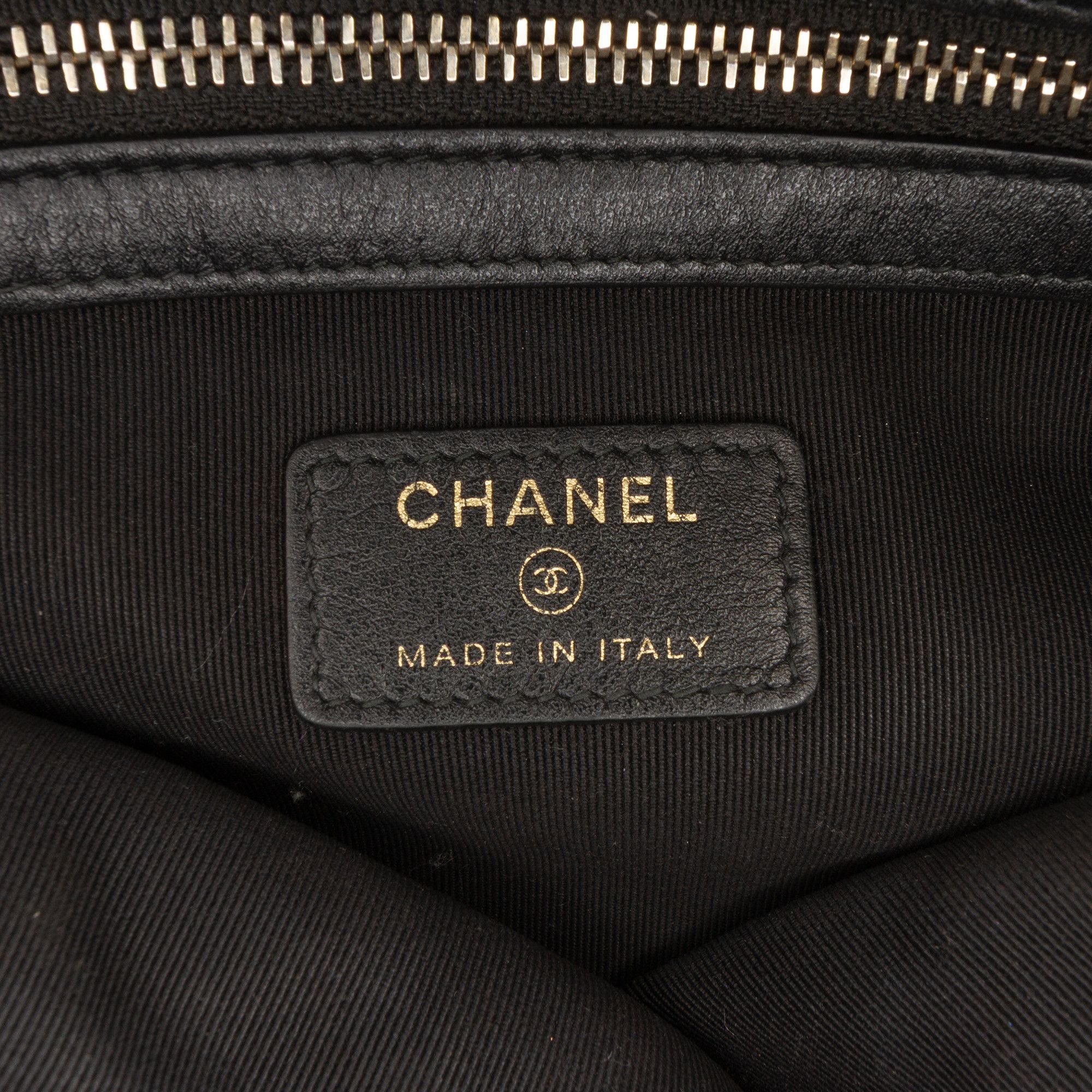 Chanel Chanel Medium Quilted Caviar Boy O Case Clutch Size ONE SIZE - 5 Thumbnail