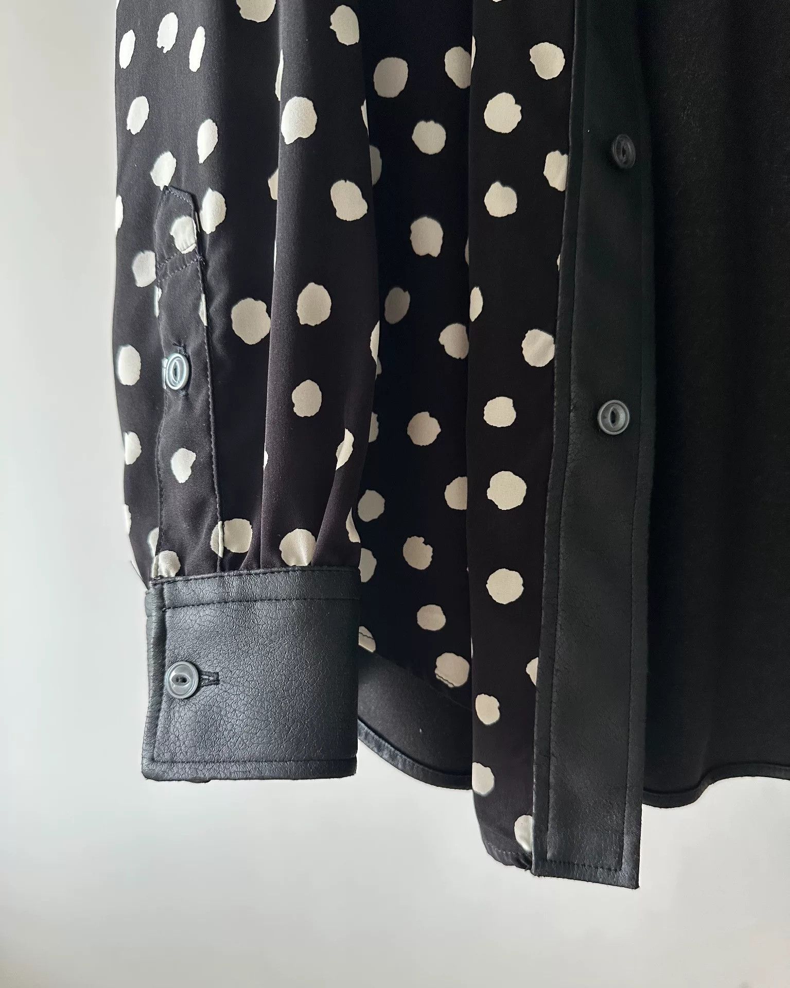 Japanese Brand Jury Black Polka Dot Shirt Size US L / EU 52-54 / 3 - 5 Thumbnail