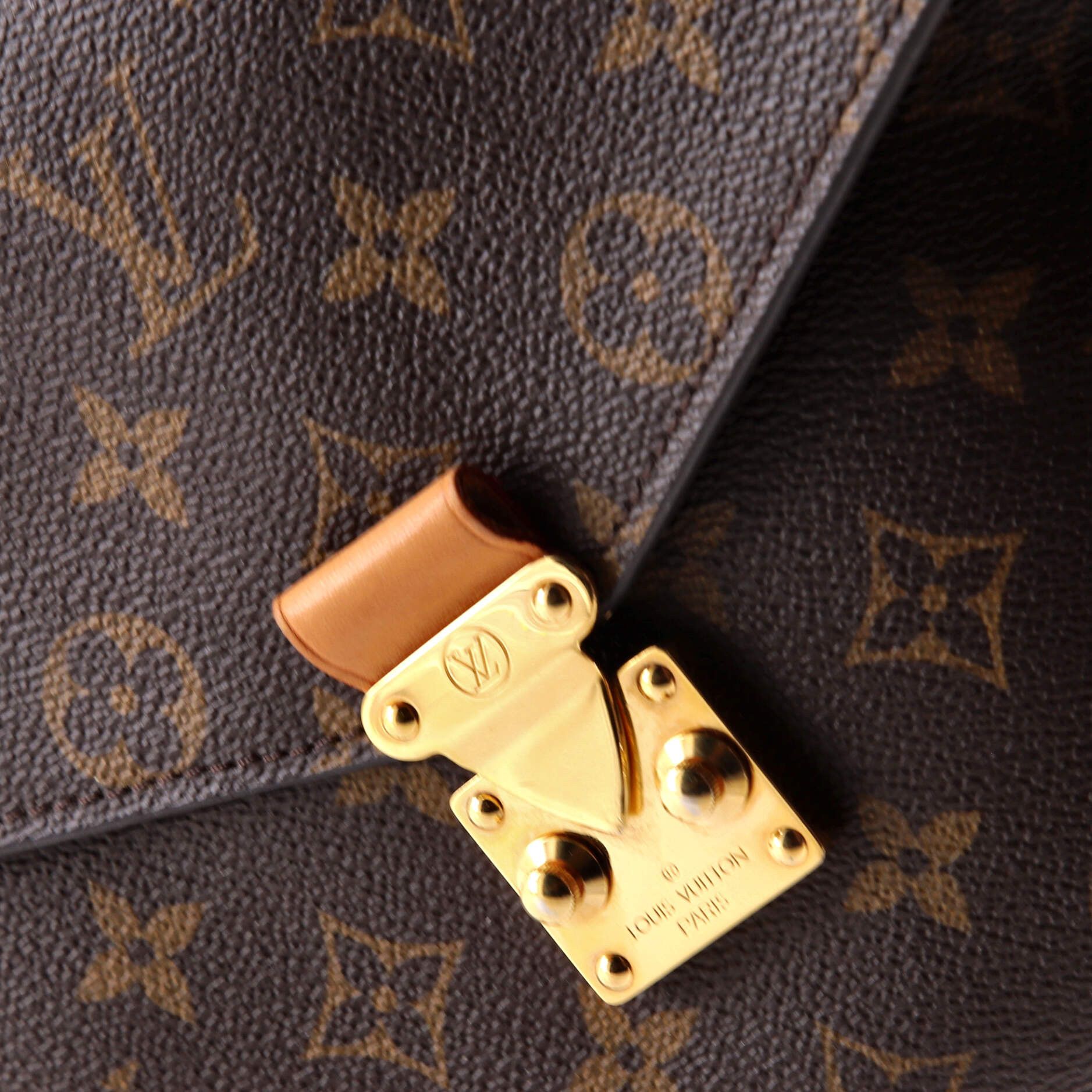 Louis Vuitton Pochette Metis Size ONE SIZE - 6 Thumbnail