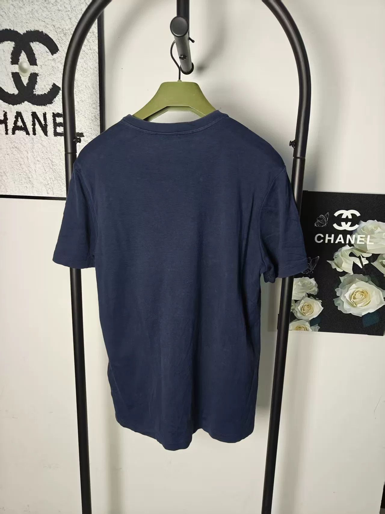 Louis Vuitton Authentic LV Embroidered Logo Short Sleeve Shirt Size US M / EU 48-50 / 2 - 2 Thumbnail