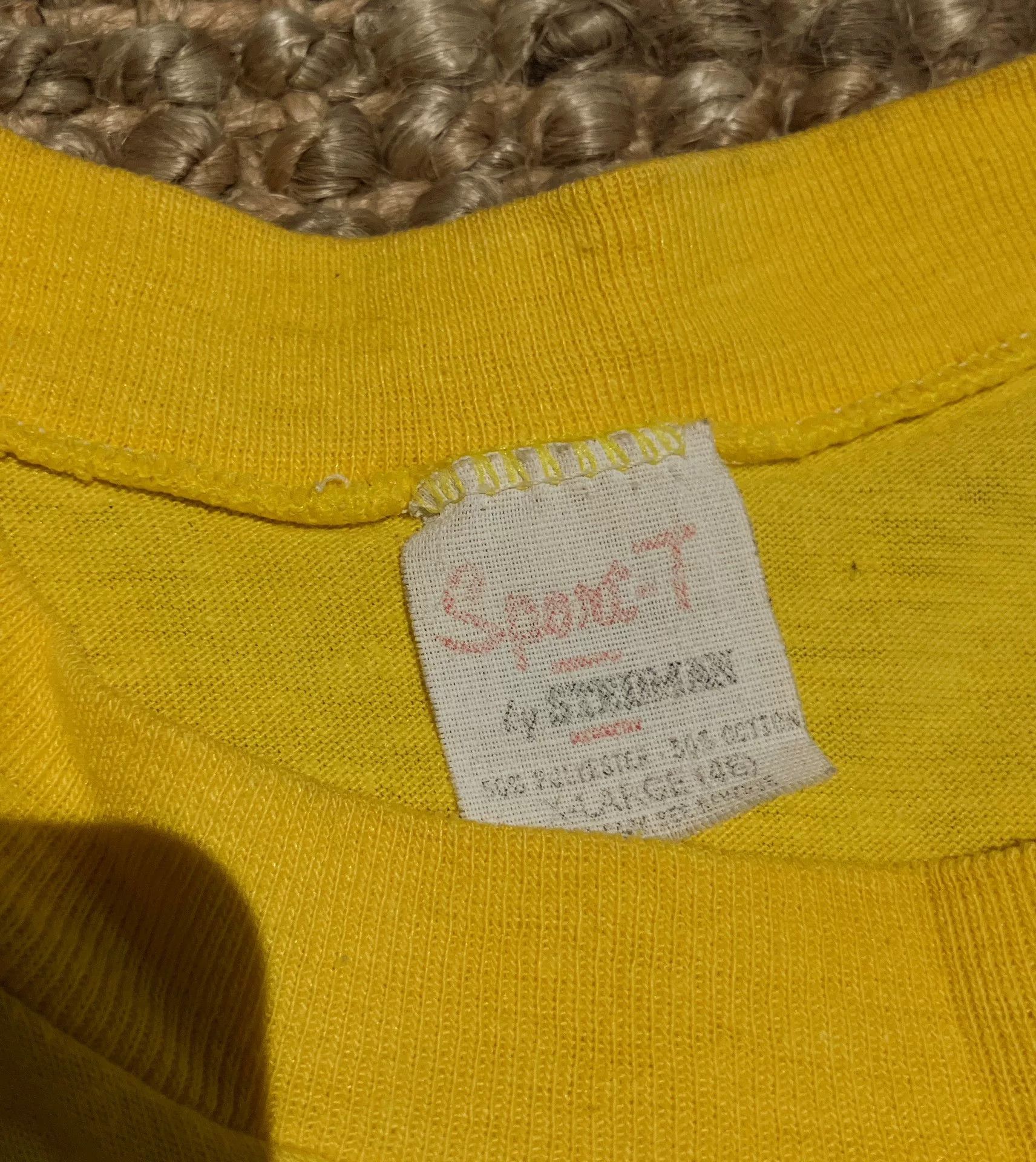 Vintage Vintage 90s Graphic Tee with Big Weenie Print Size US M / EU 48-50 / 2 - 3 Thumbnail