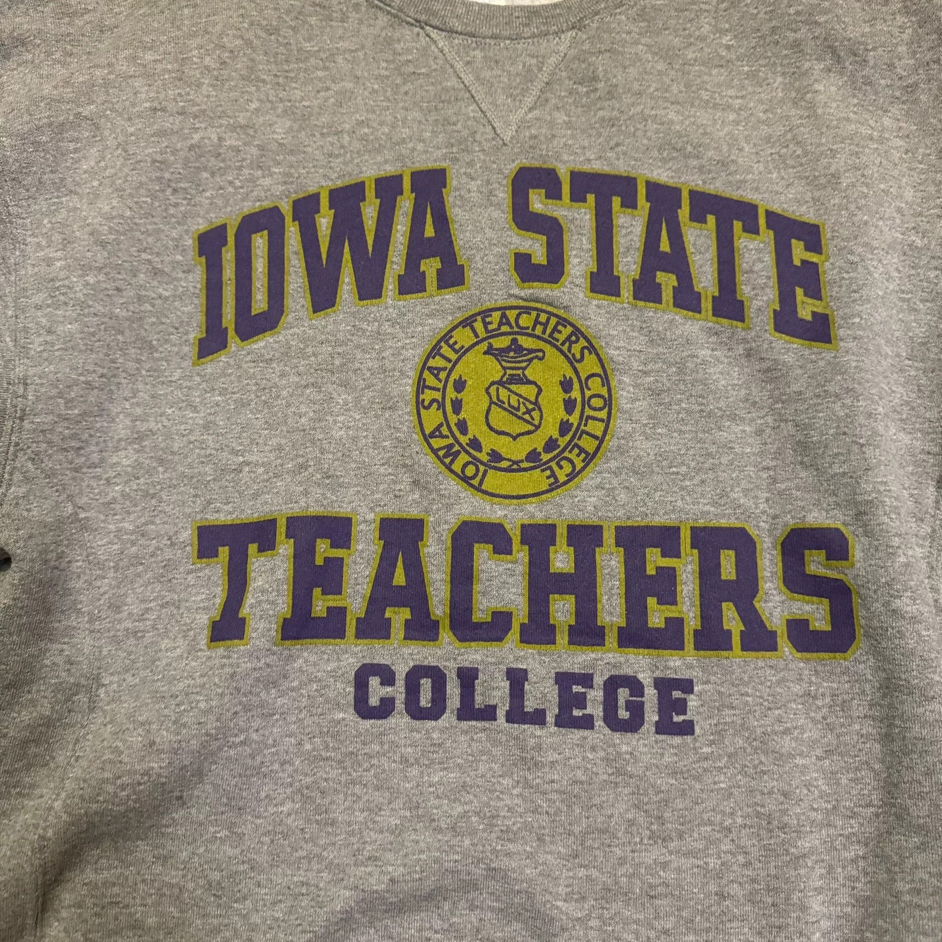 Vintage Vintage 80s Russell Athletic Gray Sweatshirt Size US L / EU 52-54 / 3 - 2 Thumbnail