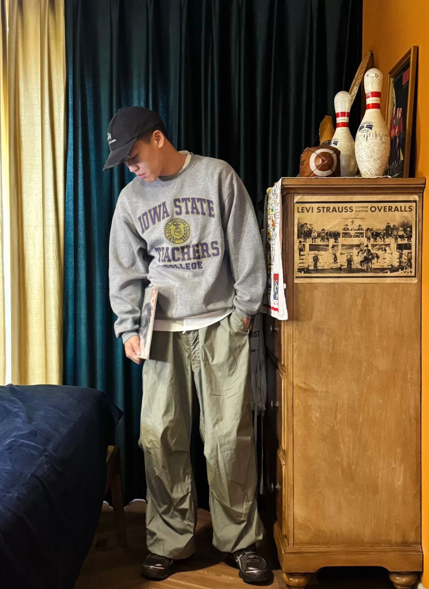 Vintage Vintage 80s Russell Athletic Gray Sweatshirt Size US L / EU 52-54 / 3 - 7 Thumbnail