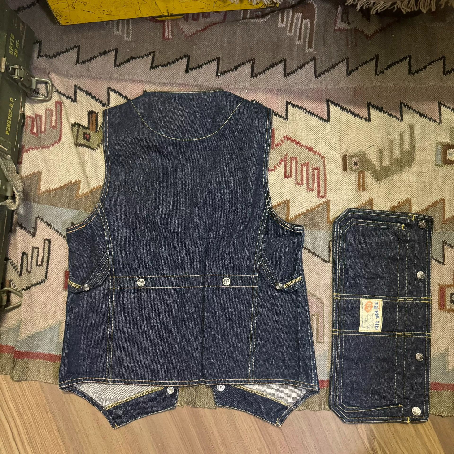 Vintage Vintage Japanese Denim Vest Fil'em Alls Size US M / EU 48-50 / 2 - 2 Thumbnail