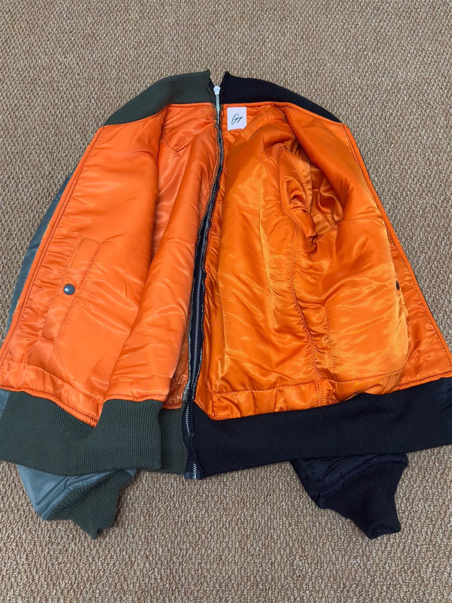 Japanese Brand Two-Tone MA-1 Flight Jacket Size US M / EU 48-50 / 2 - 3 Thumbnail