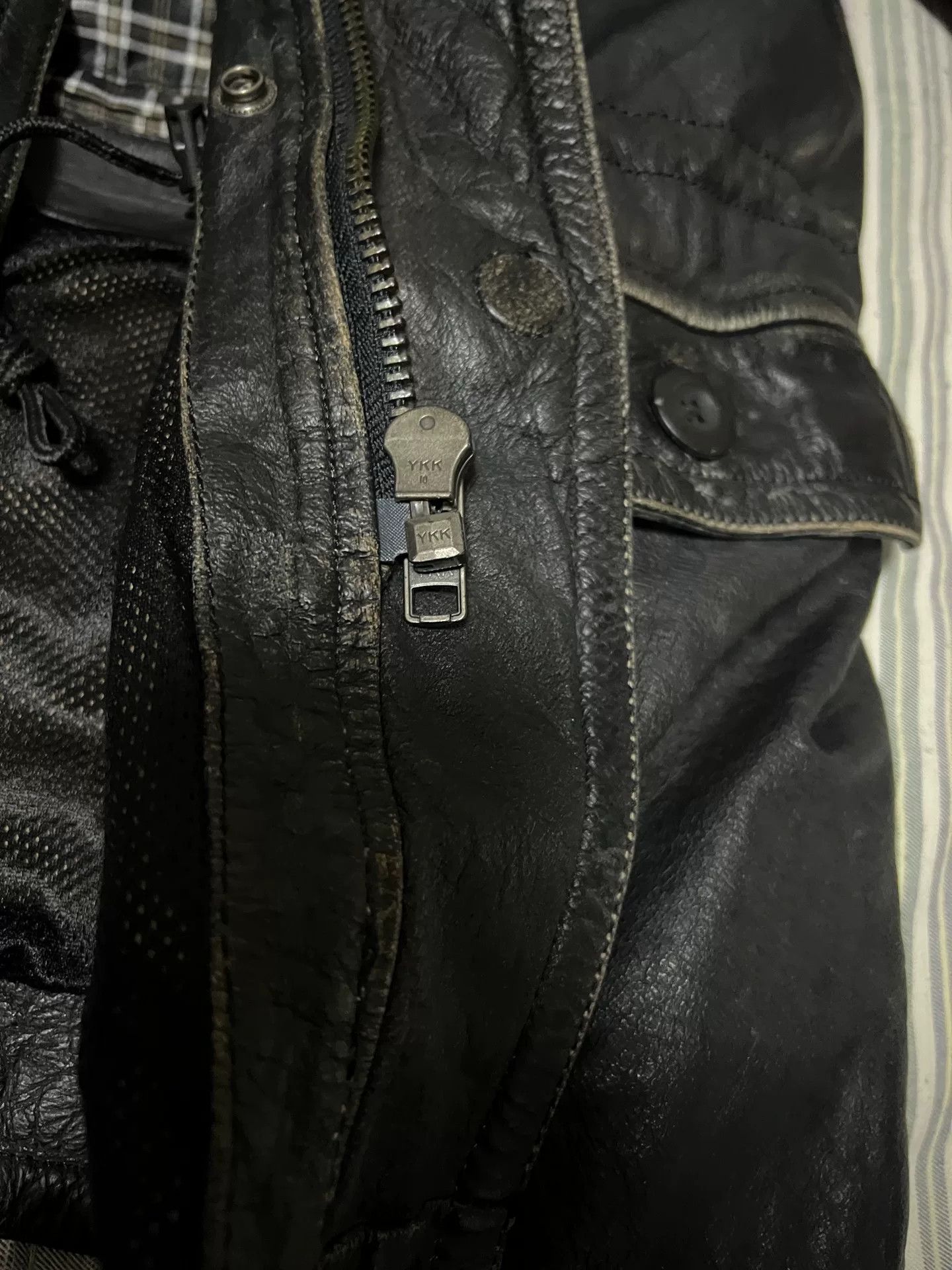 Vintage Vintage Black Leather Jacket by NobleHouse Size US XXL / EU 58 / 5 - 7 Thumbnail