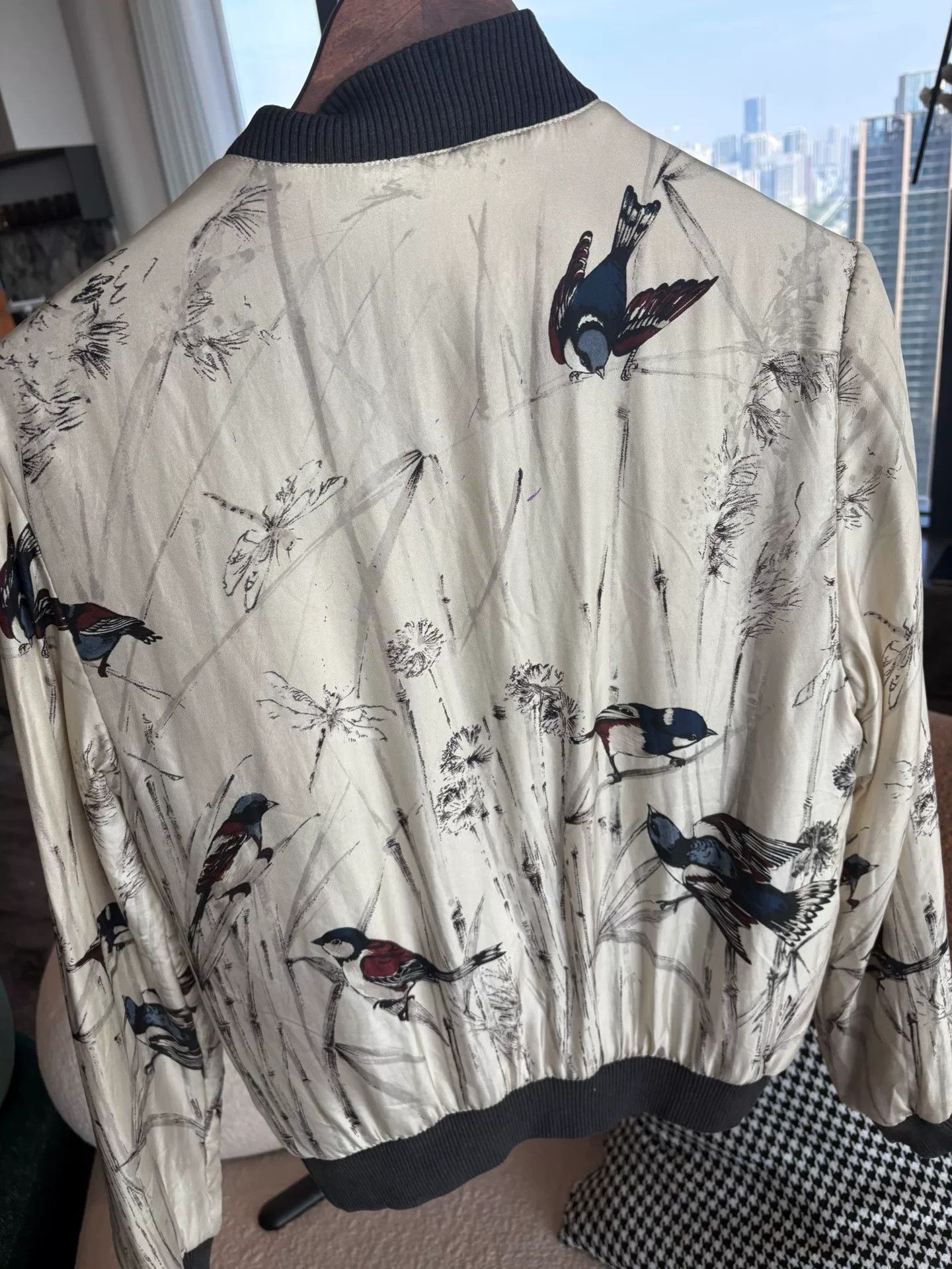 Dolce & Gabbana Dolce & Gabbana Silk Jacket for Autumn Size US S / EU 44-46 / 1 - 3 Thumbnail