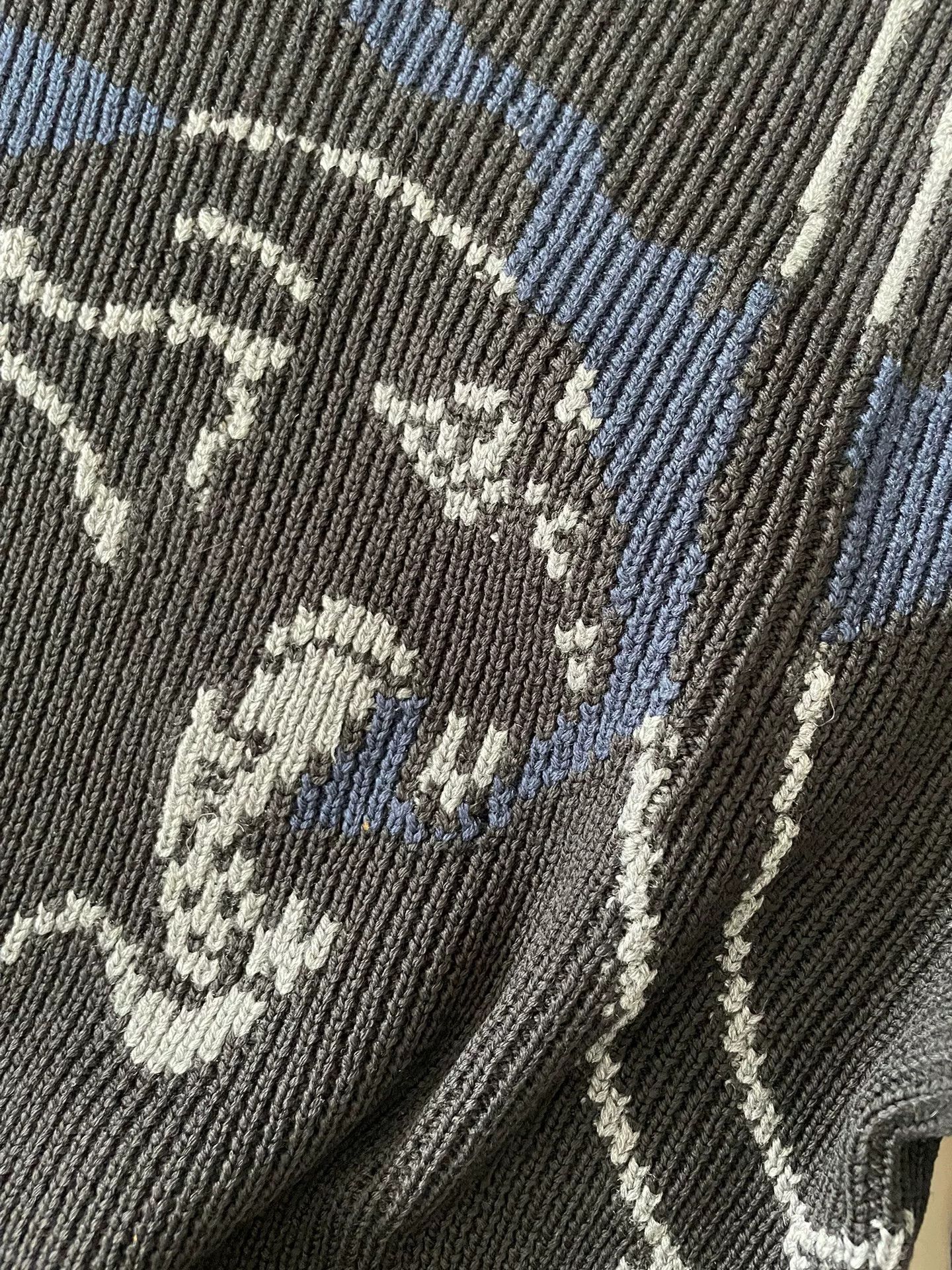 Valentino Valentino Wool Sweater for Men Size US M / EU 48-50 / 2 - 5 Thumbnail