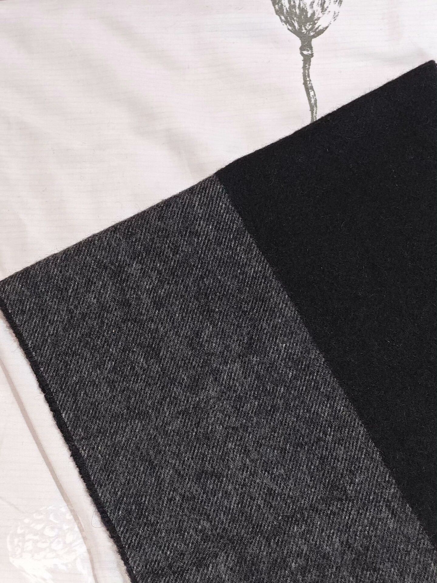 Japanese Brand Brian Weisz Cashmere Blend Scarf Size ONE SIZE - 3 Thumbnail