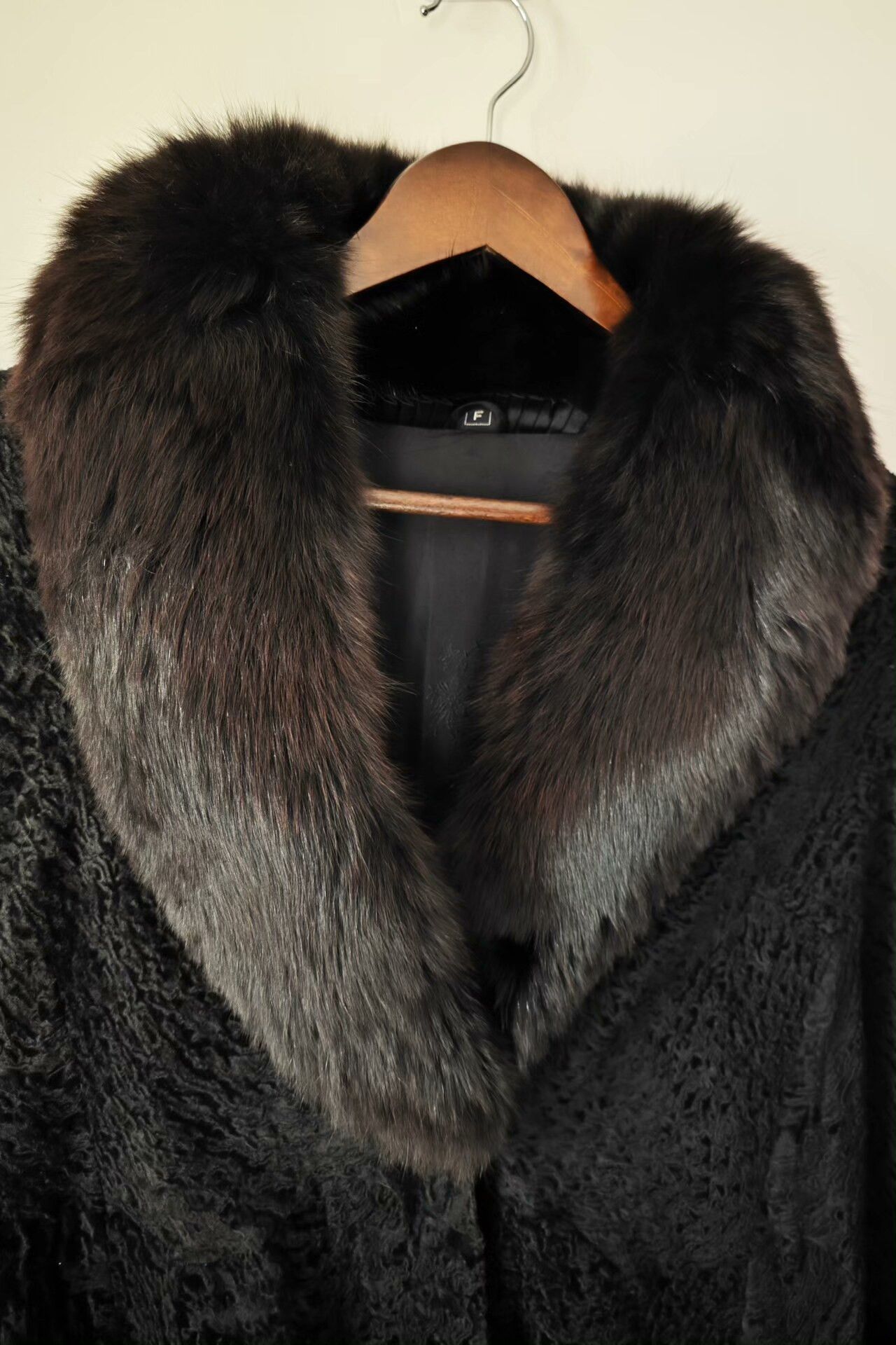 Japanese Brand Black Persian Wool Fur Coat with Fox Collar Size L / US 10 / IT 46 - 3 Thumbnail