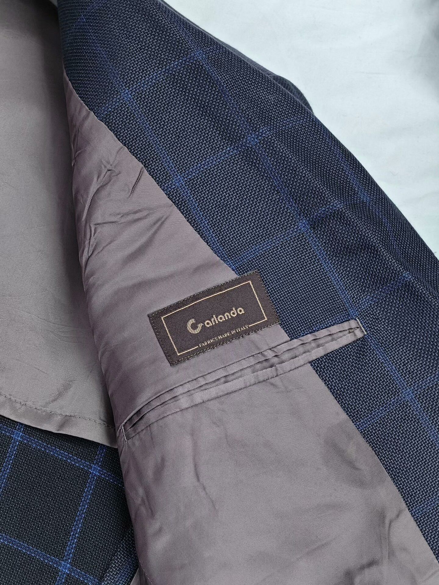 Japanese Brand Custom Italian Silk Wool Blend Suit Size US M / EU 48-50 / 2 - 7 Thumbnail