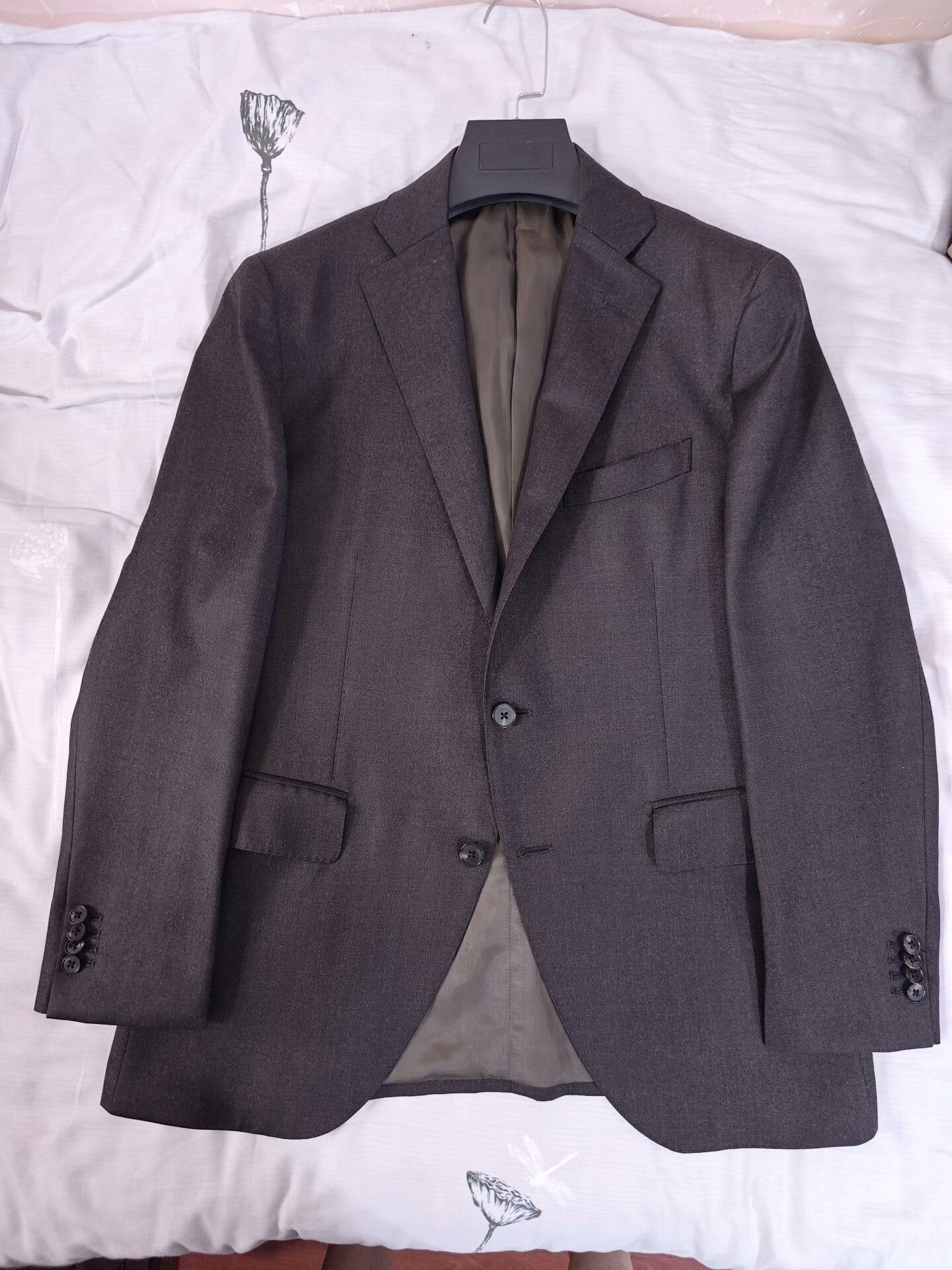 Japanese Brand Italian Custom Wool Suit VBC Brown Size US M / EU 48-50 / 2 - 5 Thumbnail