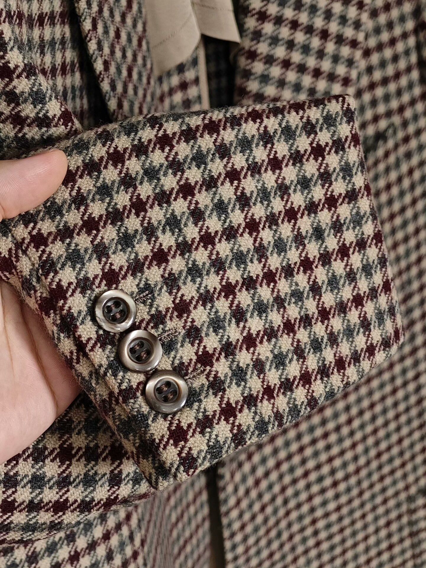 Japanese Brand Custom British Wool Blend Suit Size US L / EU 52-54 / 3 - 4 Thumbnail