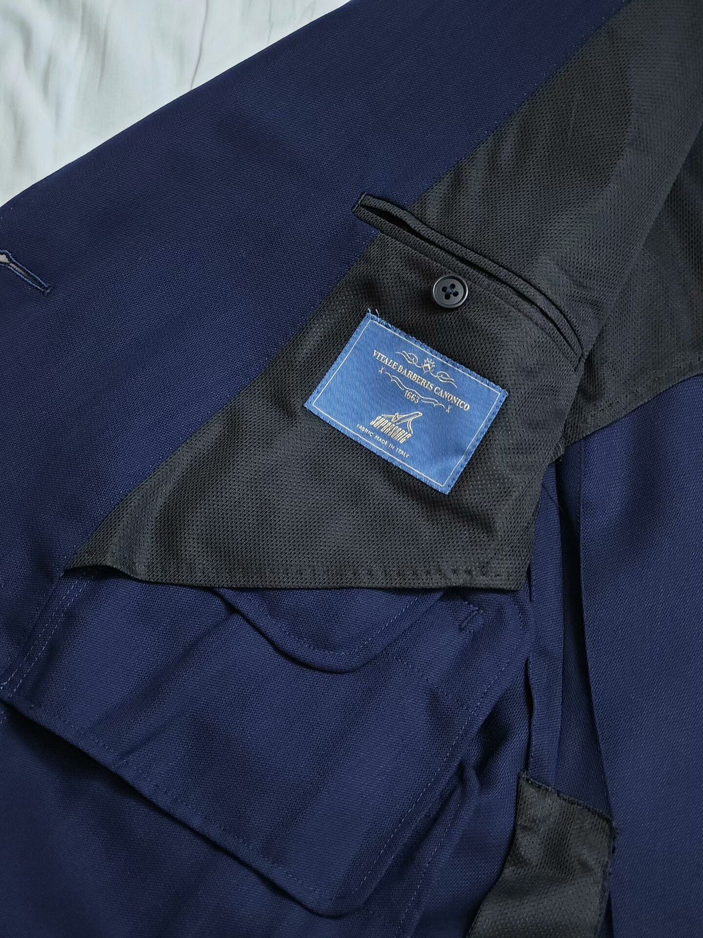 Japanese Brand Italian VBC Wool Double-Breasted Blazer Size US S / EU 44-46 / 1 - 7 Thumbnail