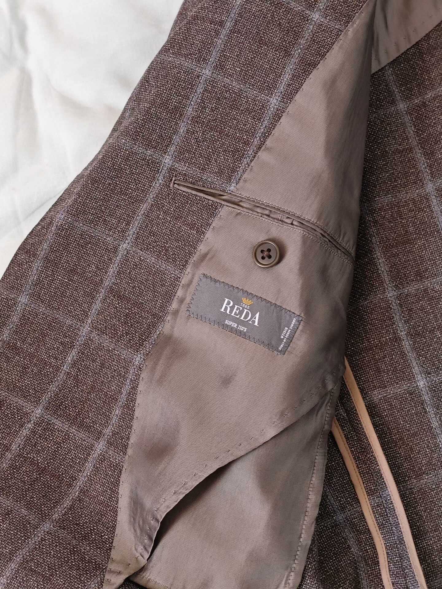Japanese Brand Custom Wool Suit from Italy Size US M / EU 48-50 / 2 - 7 Thumbnail