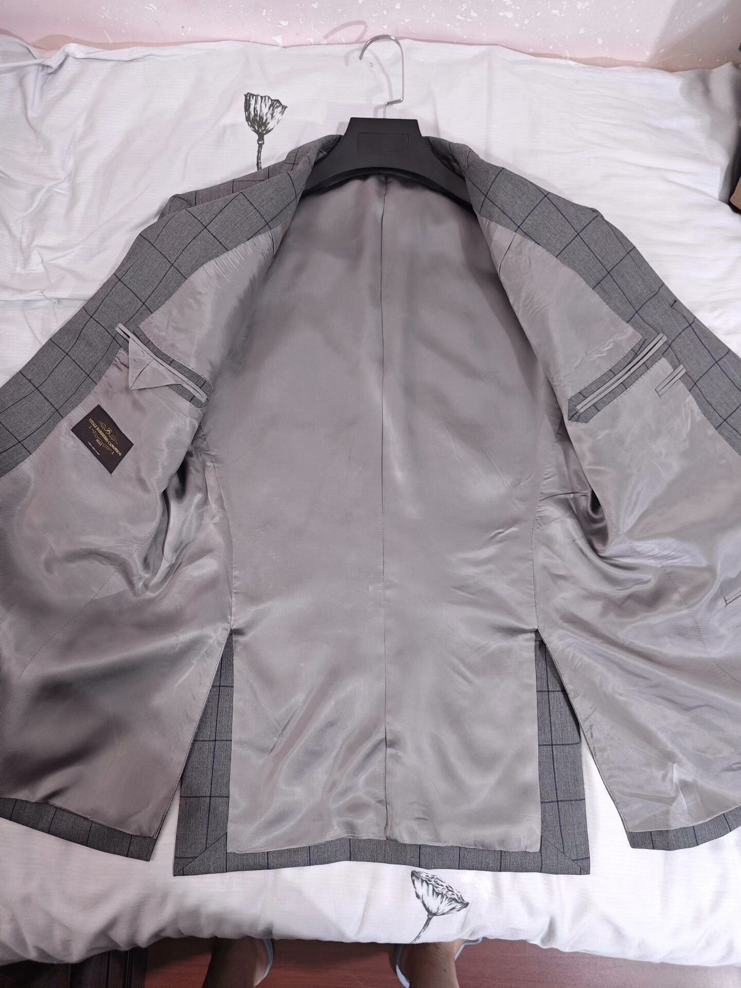 Japanese Brand Custom Italian Wool Suit with Blue Check Size US M / EU 48-50 / 2 - 7 Thumbnail