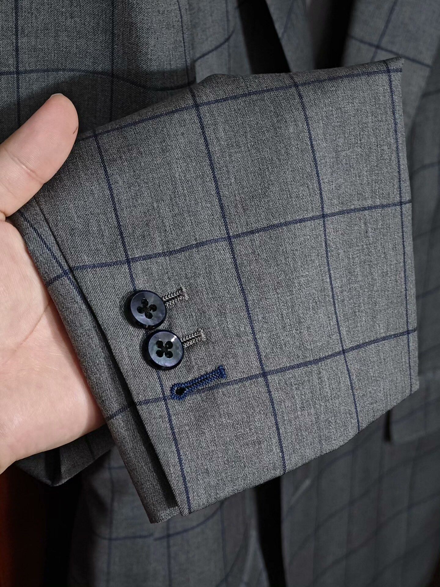 Japanese Brand Custom Italian Wool Suit with Blue Check Size US M / EU 48-50 / 2 - 4 Thumbnail