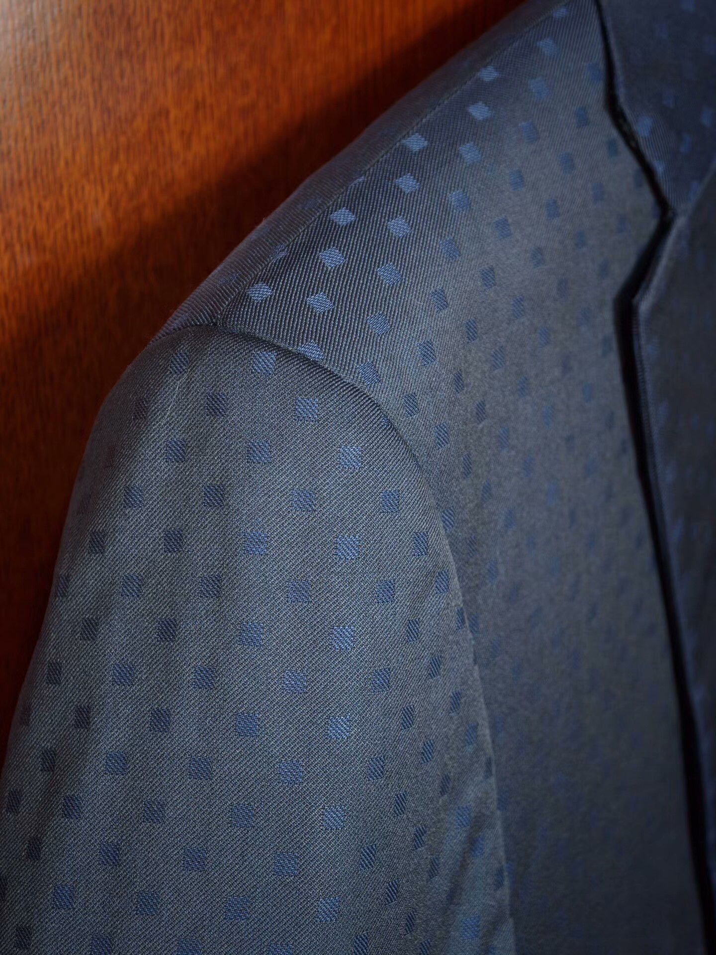 Japanese Brand Italian Wool Custom Suit VBC110 Size US M / EU 48-50 / 2 - 3 Thumbnail