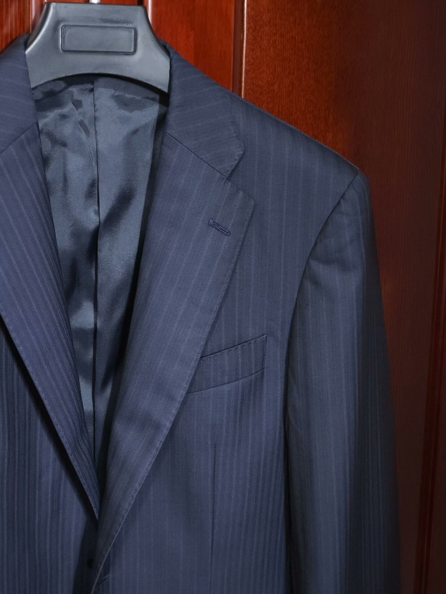 Japanese Brand Custom Italian Wool Suit in Navy Size US M / EU 48-50 / 2 - 2 Thumbnail