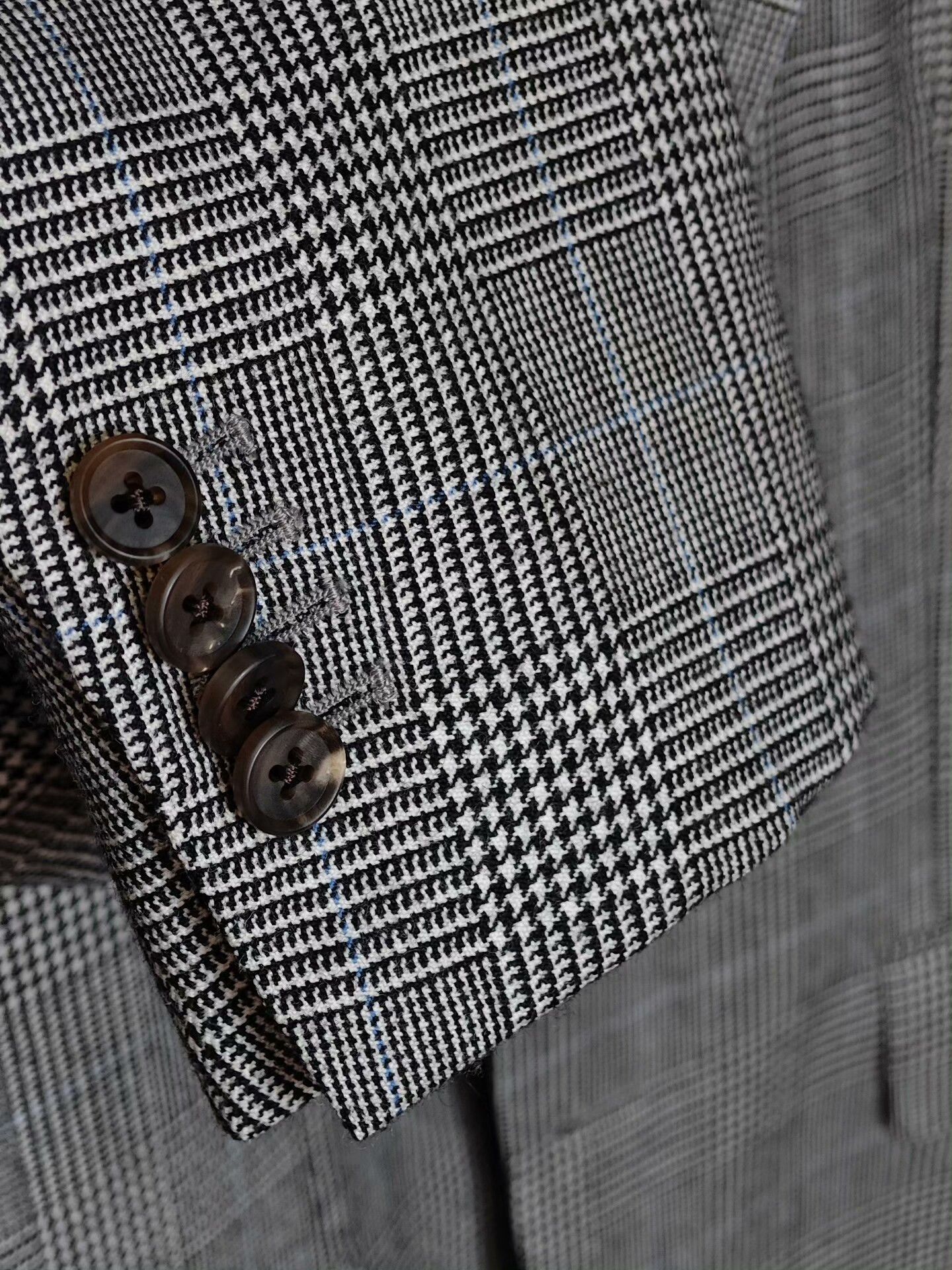 Japanese Brand Custom Tailored Gray Wool Suit Size US M / EU 48-50 / 2 - 5 Thumbnail