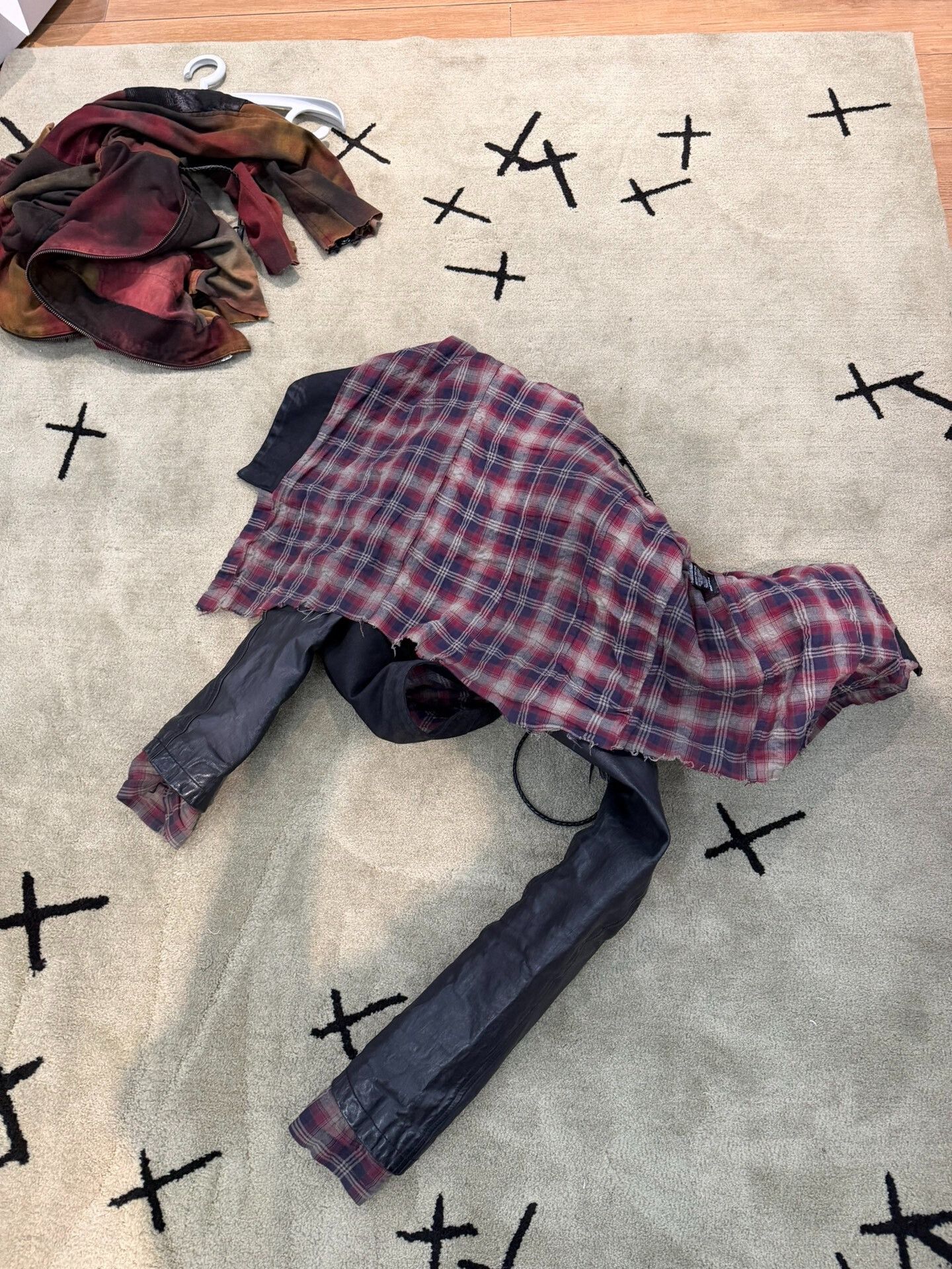 Japanese Brand Asymmetrical Collar Silk Plaid Jacket Size US S / EU 44-46 / 1 - 3 Thumbnail