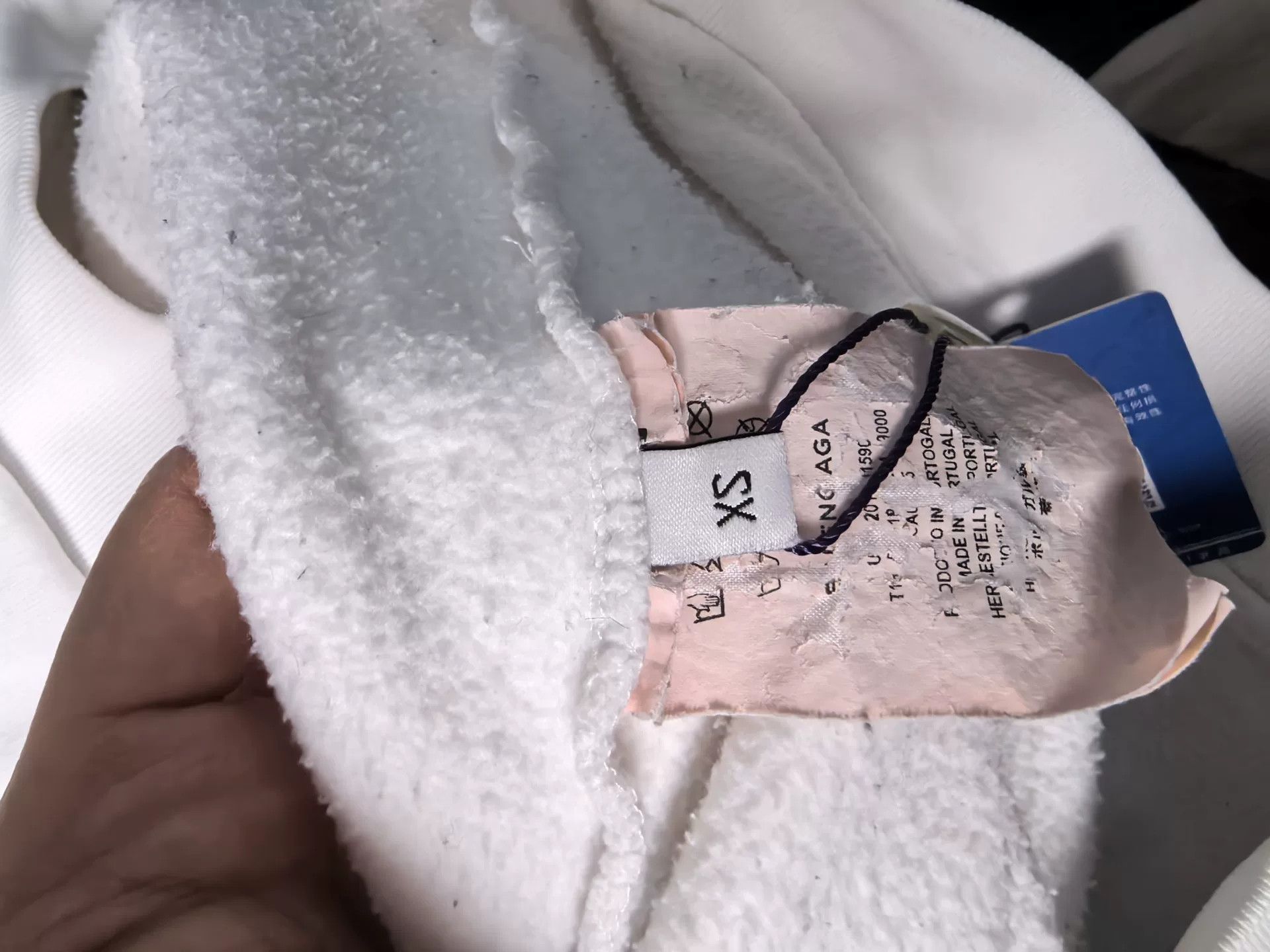 Balenciaga Authentic Balenciaga Sweatshirt in White Size US M / EU 48-50 / 2 - 5 Thumbnail