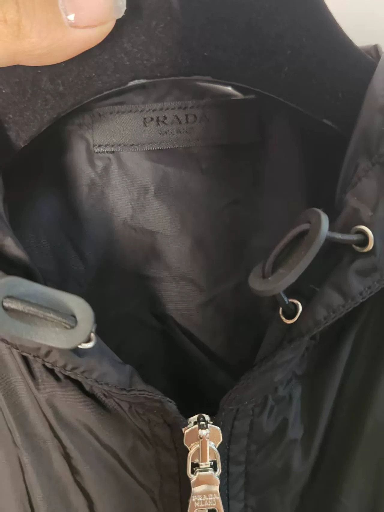 Prada Prada Nylon Jacket with Metal Triangle Logo Size US M / EU 48-50 / 2 - 3 Thumbnail