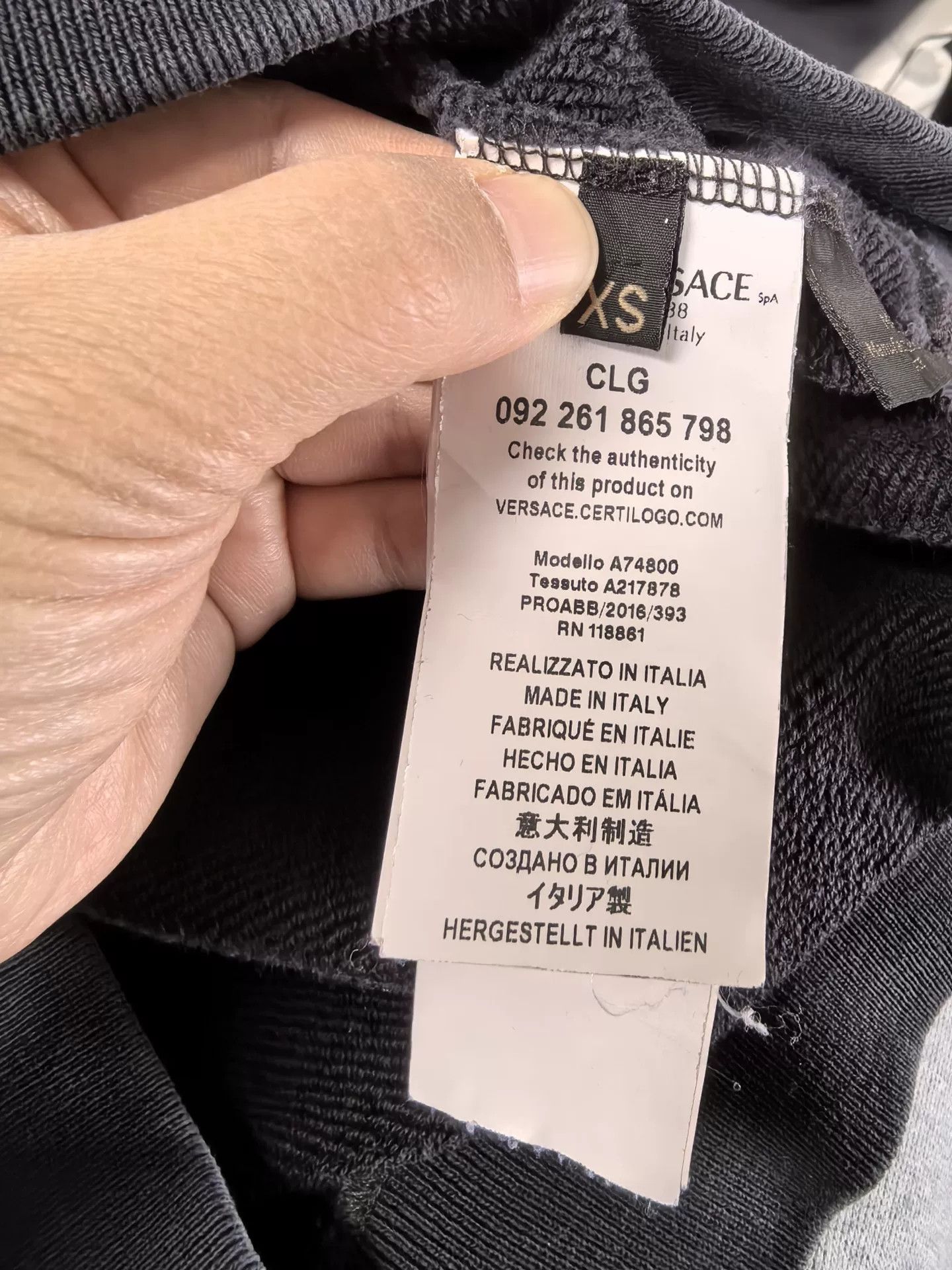 Versace Versace Graphic Hoodie for Fashion Enthusiasts Size US M / EU 48-50 / 2 - 4 Thumbnail