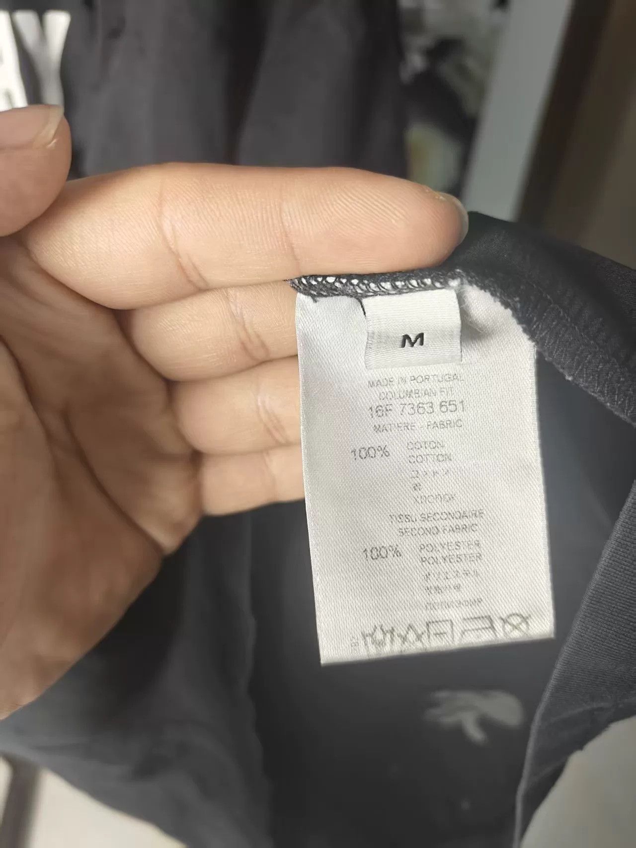 Givenchy Givenchy Short Sleeve T-shirt With Distress Size US M / EU 48-50 / 2 - 3 Thumbnail