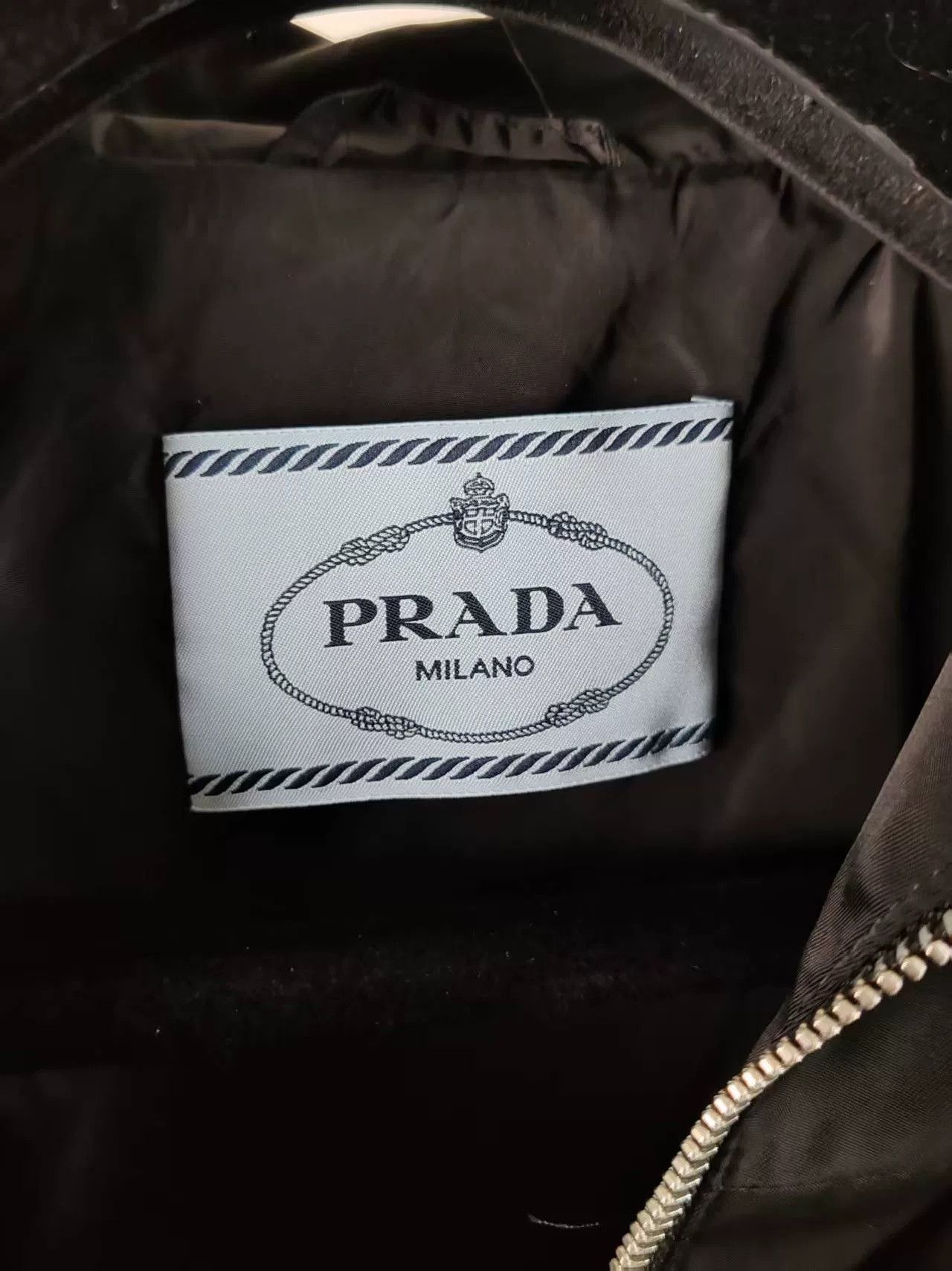 Prada Prada Nylon Jacket with Triangle Logo Size US M / EU 48-50 / 2 - 4 Thumbnail