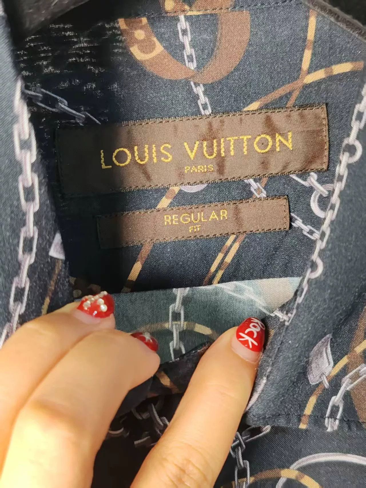 Louis Vuitton Authentic LV Chain Shirt in Blue Size US M / EU 48-50 / 2 - 3 Thumbnail